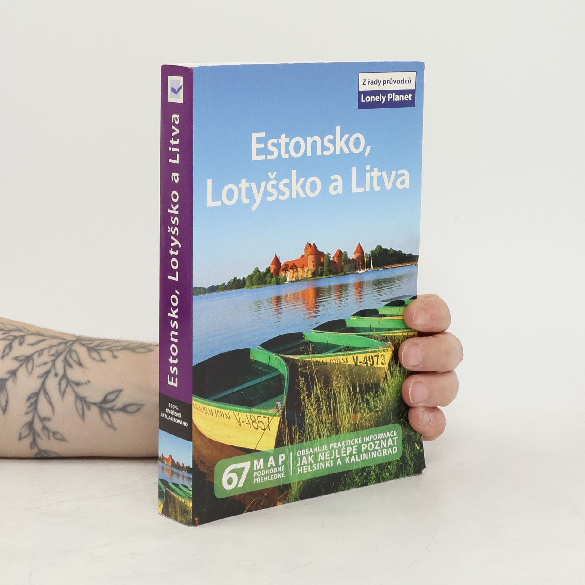 Carolyn Bain Estonsko, Lotyšsko a Litva