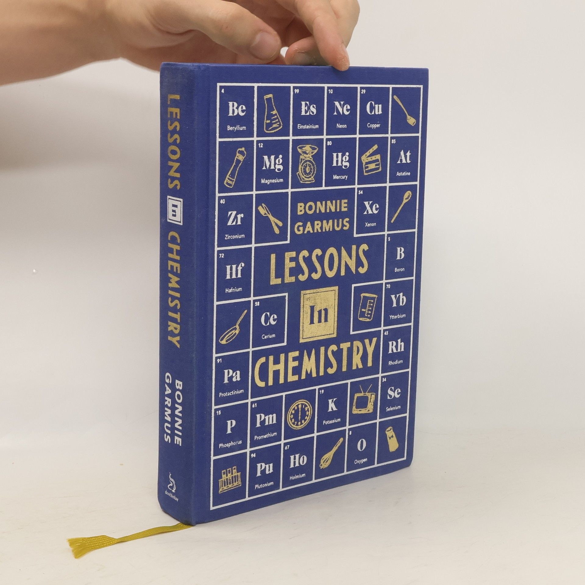 Bonnie Garmus Lessons in Chemistry: A special hardback edition of the #1 Sunday Times bestseller