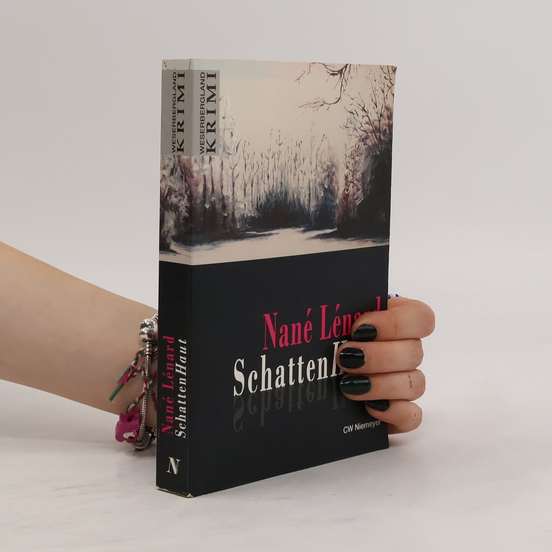 Nané Lénard SchattenHaut
