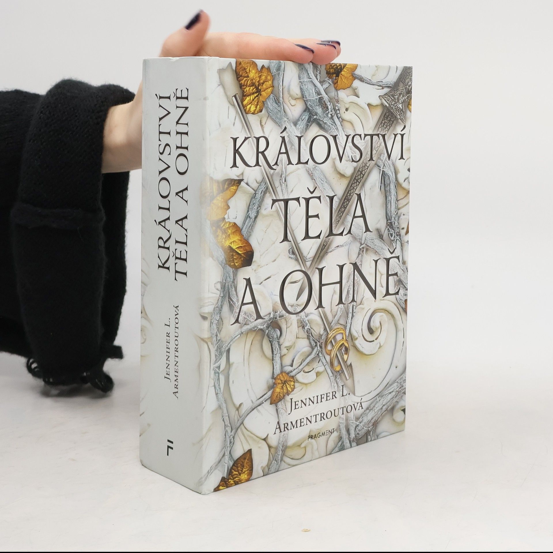 Jennifer L. Armentrout Království těla a ohně
