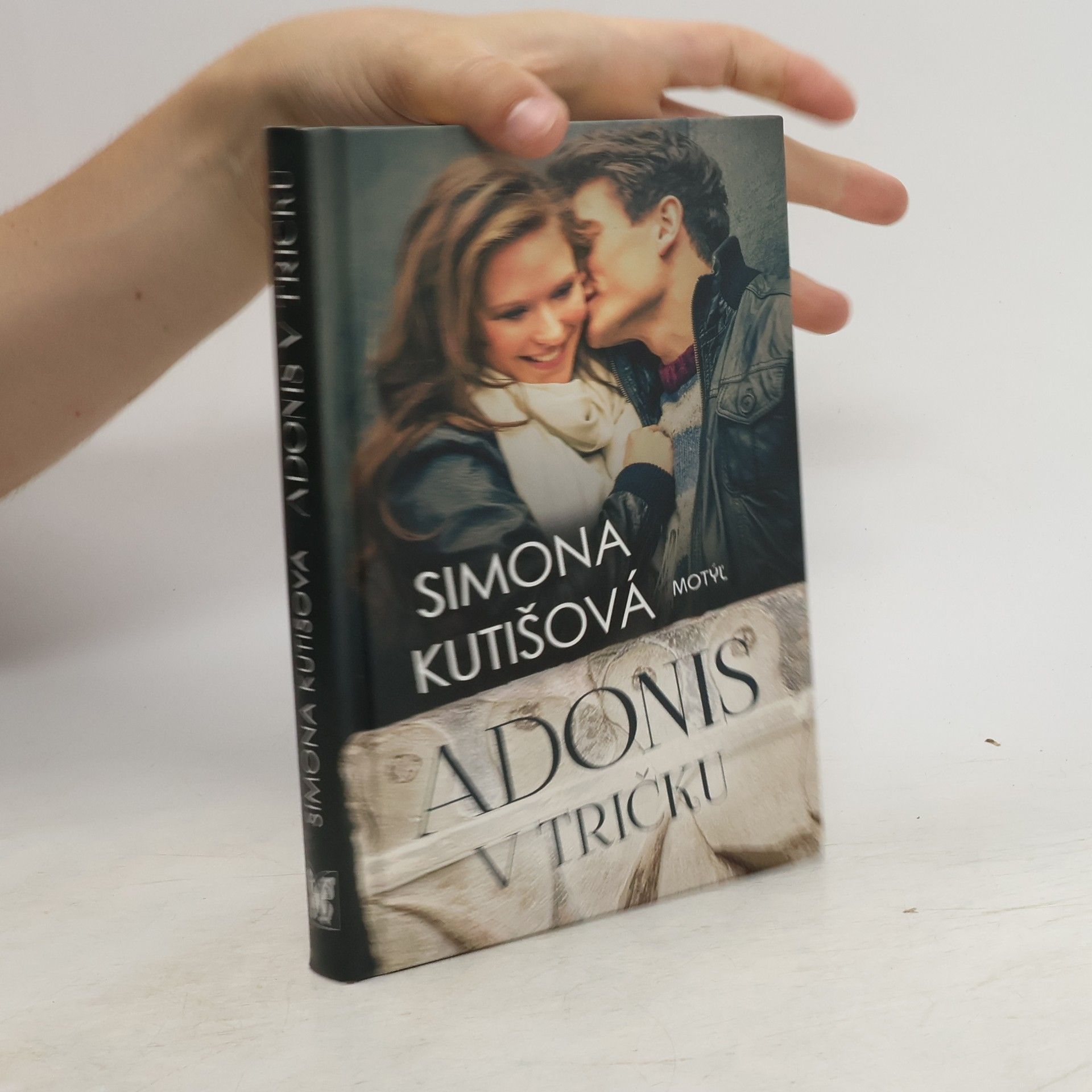 Simona Kutišová Adonis v tričku