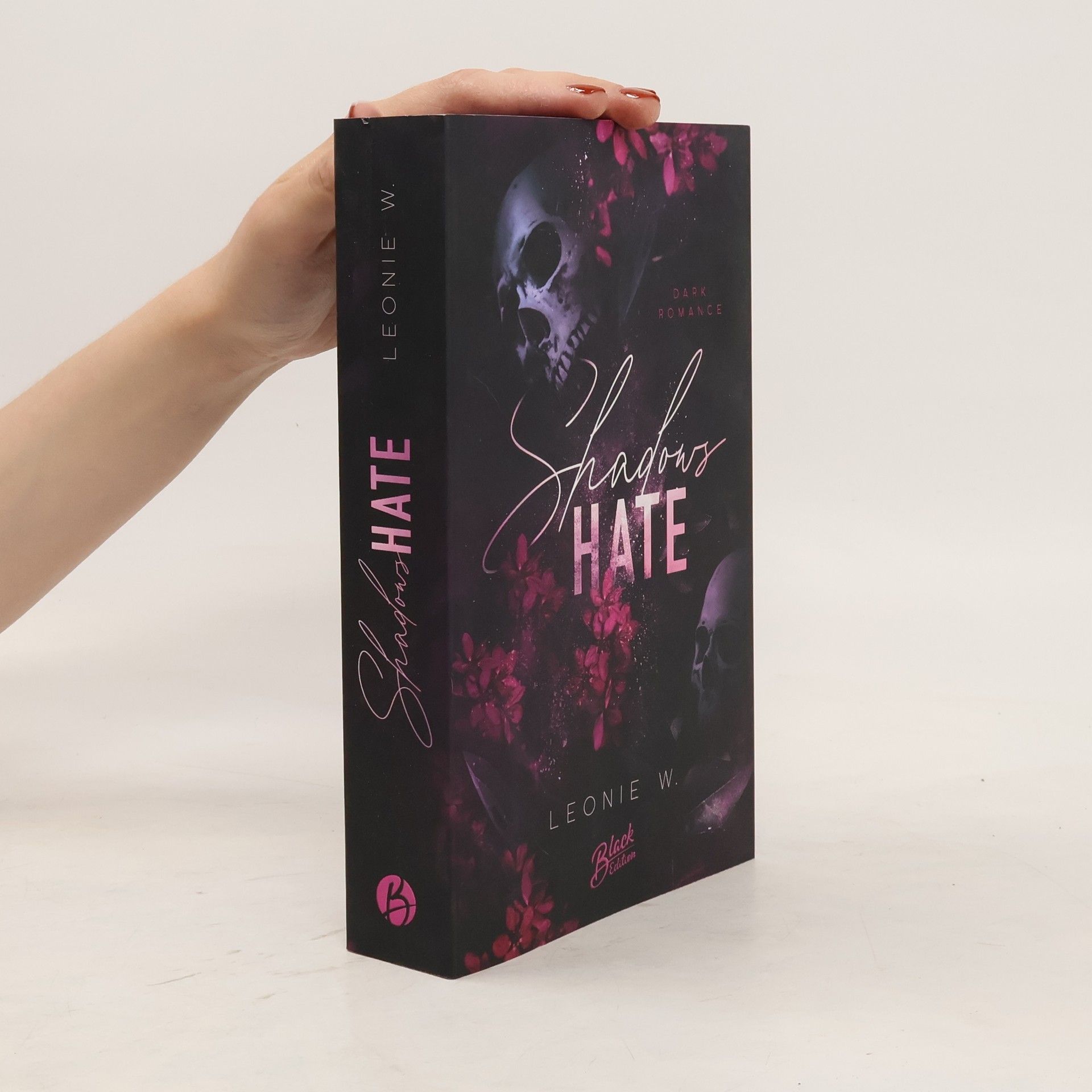 Leonie W. Shadow's Hate