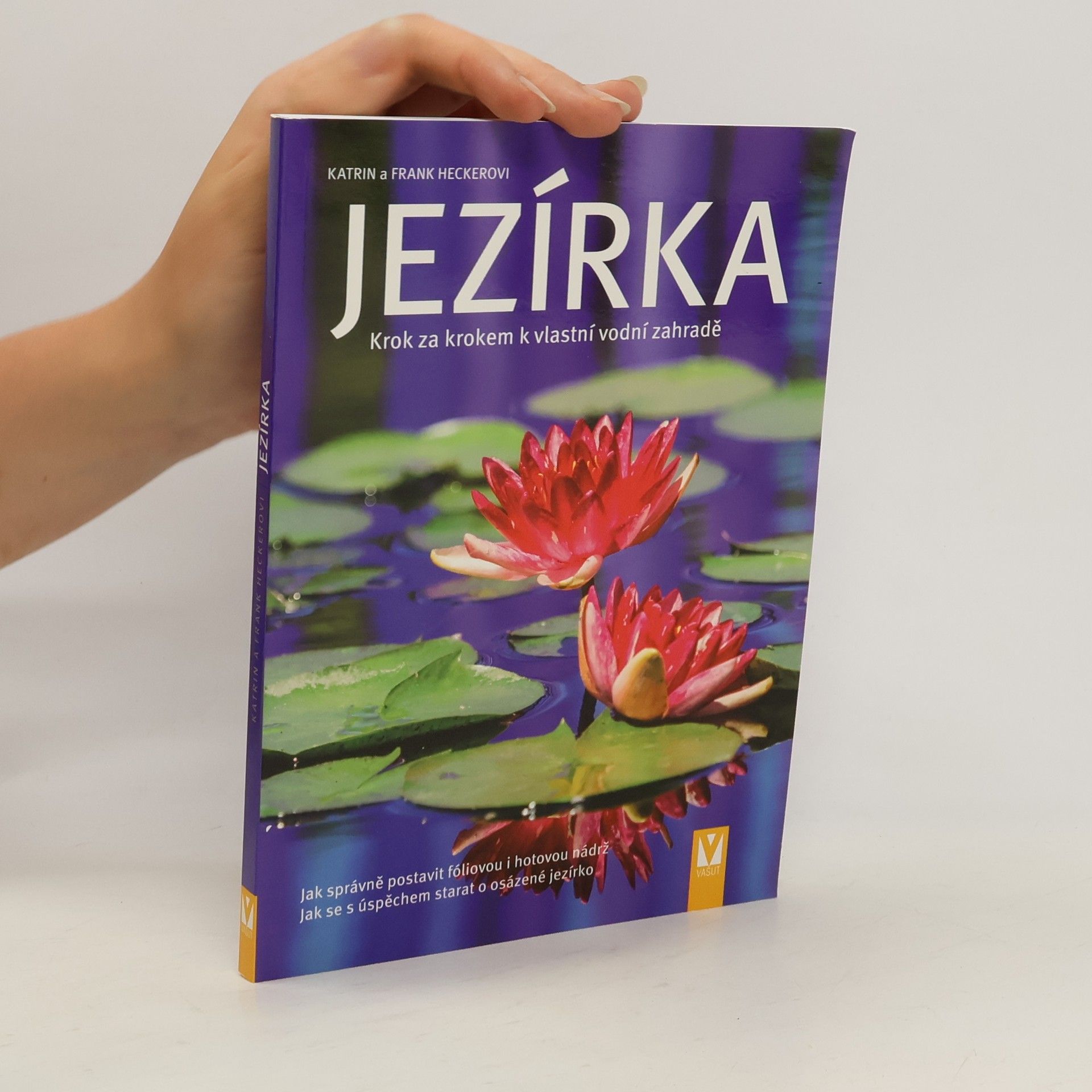 Katrin Hecker Jezírka
