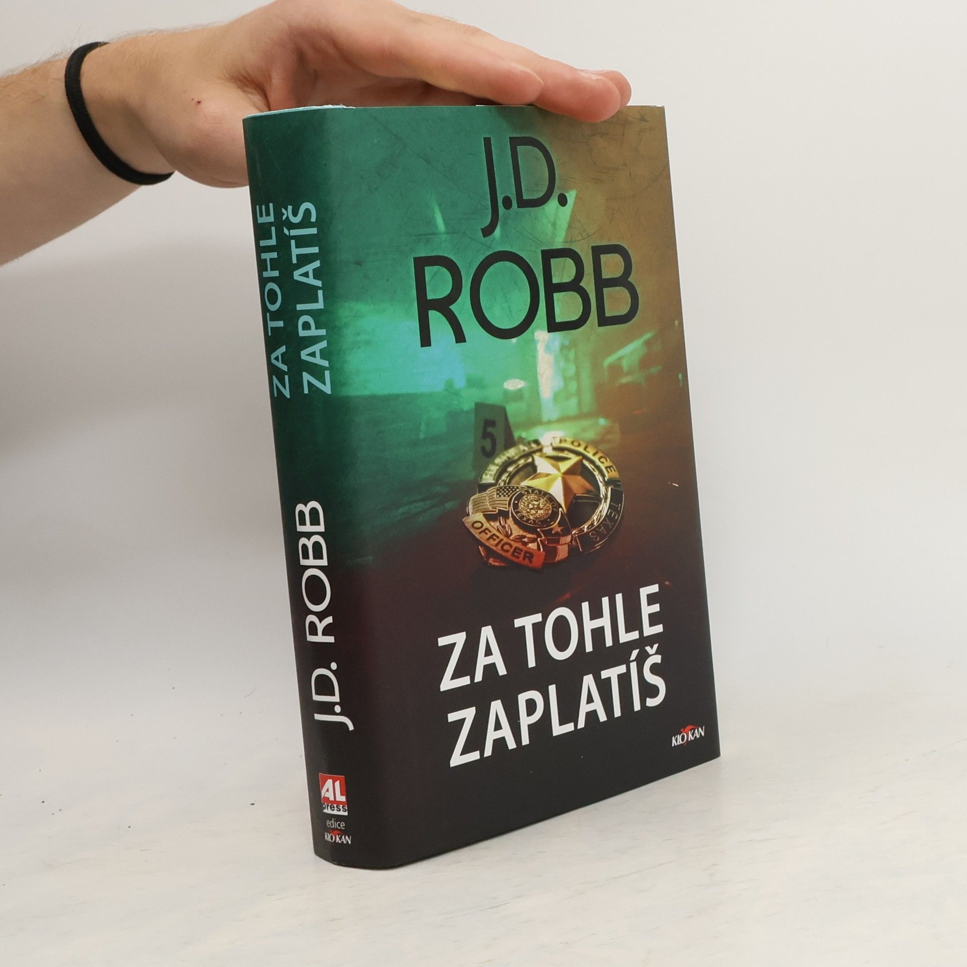 Nora Roberts Za tohle zaplatíš
