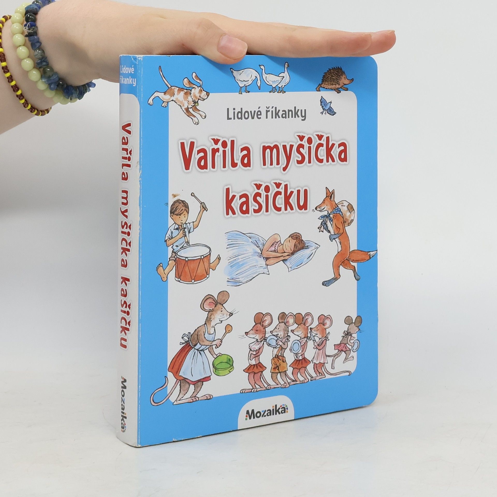Roman Bureš Vařila myšička kašičku