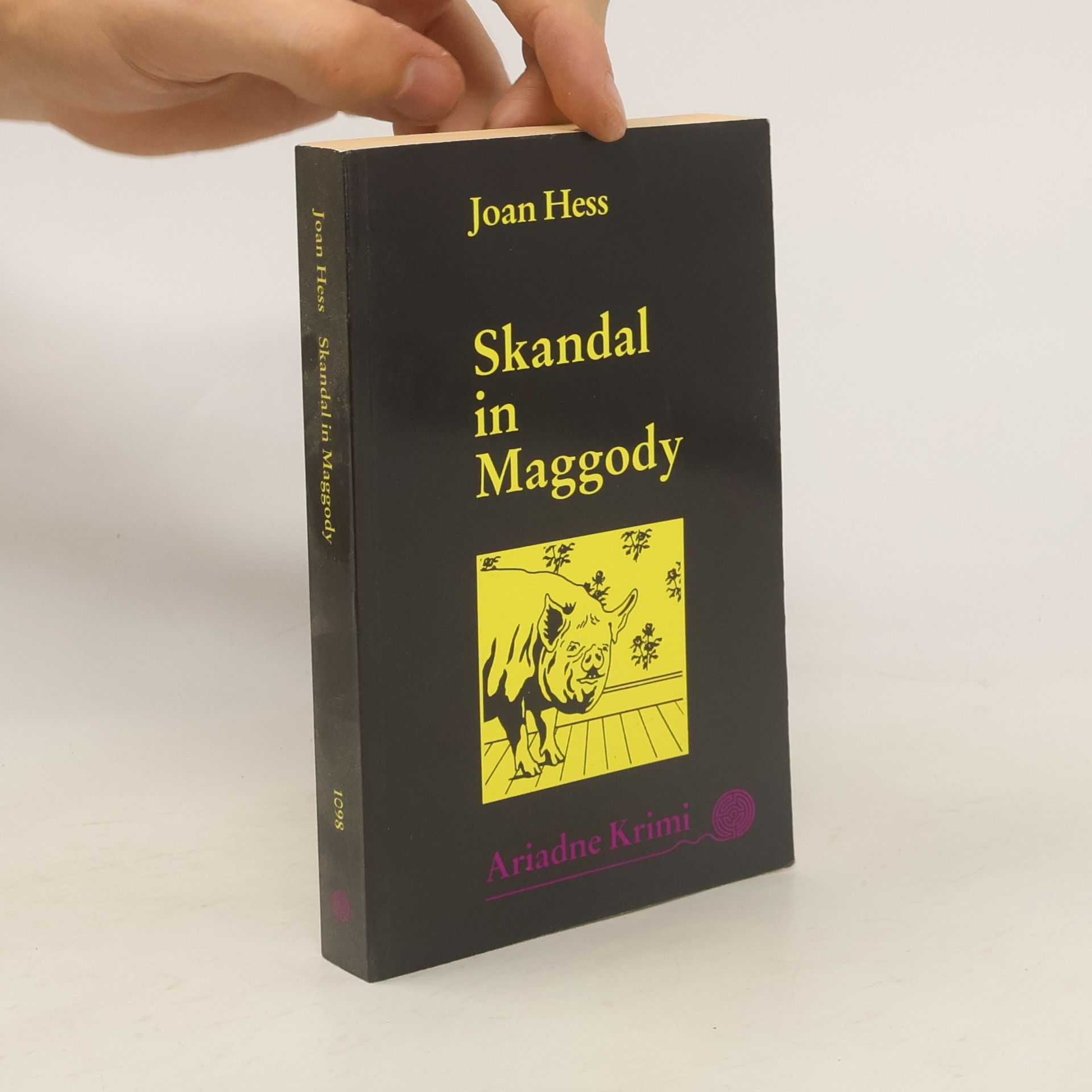 Joan Hess Skandal in Maggody