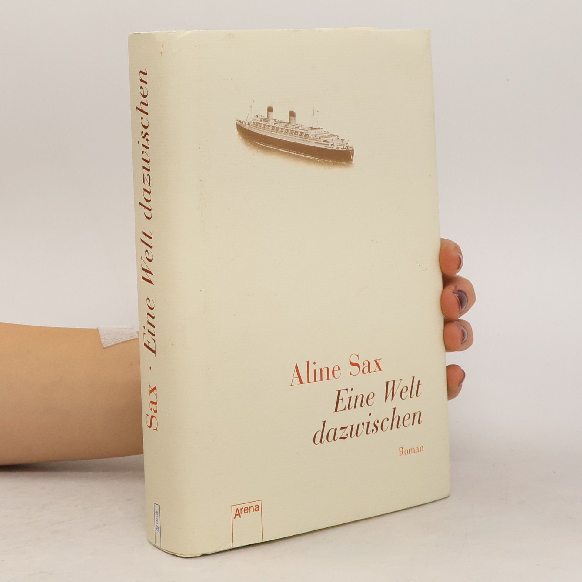 Aline Sax Eine Welt dazwischen