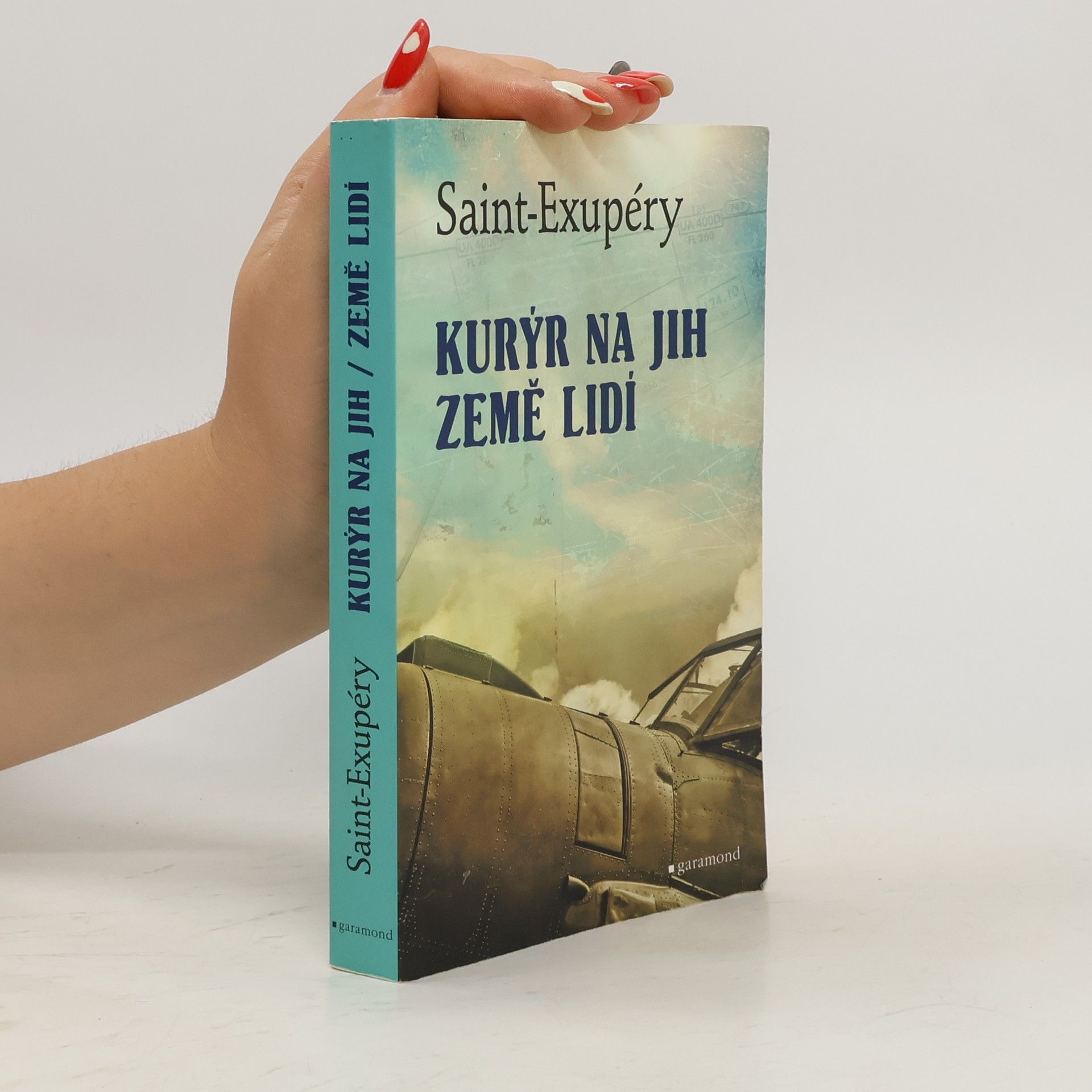 Antoine de Saint-Exupéry Kurýr na jih / Země lidí