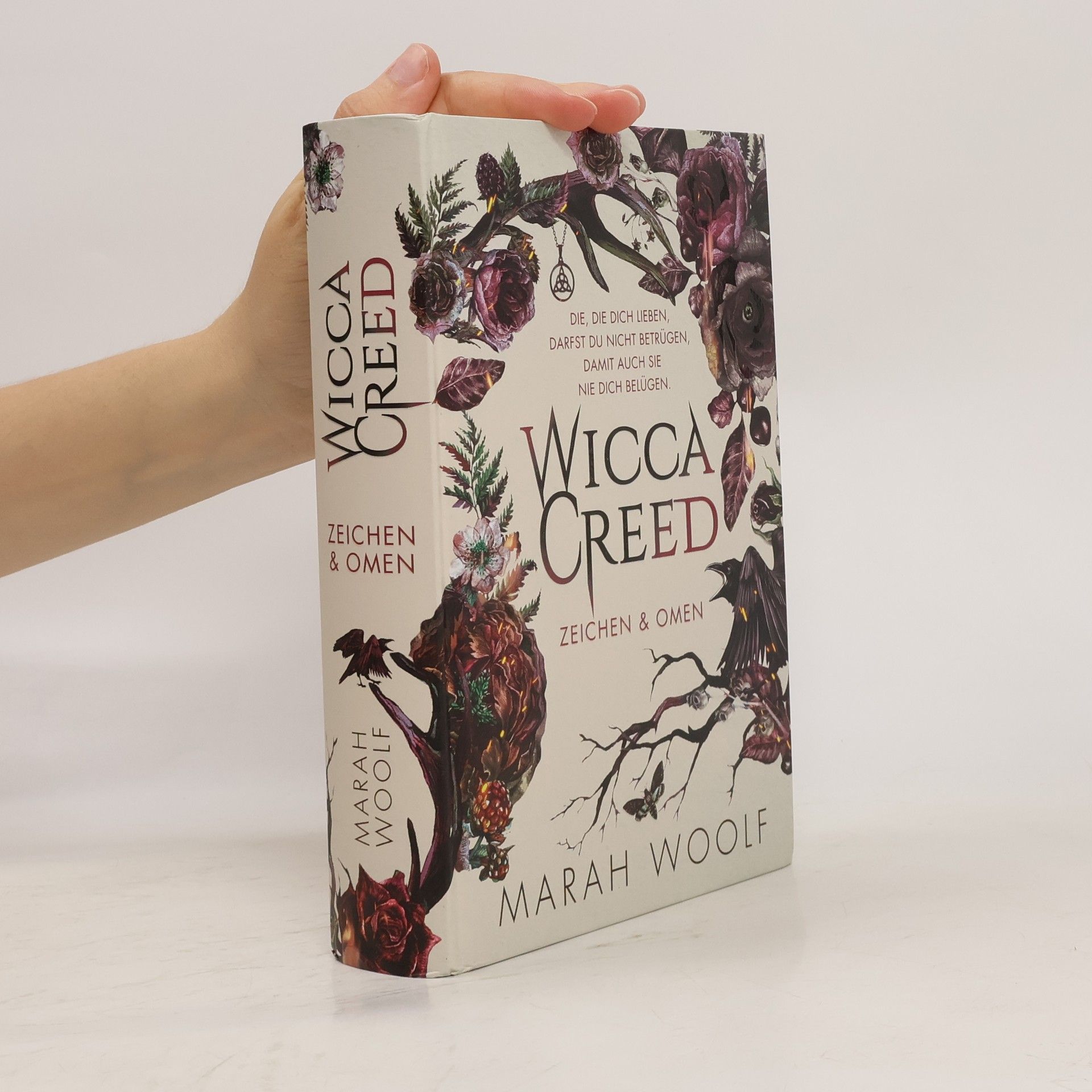 Marah Woolf WiccaCreed. Zeichen & Omen