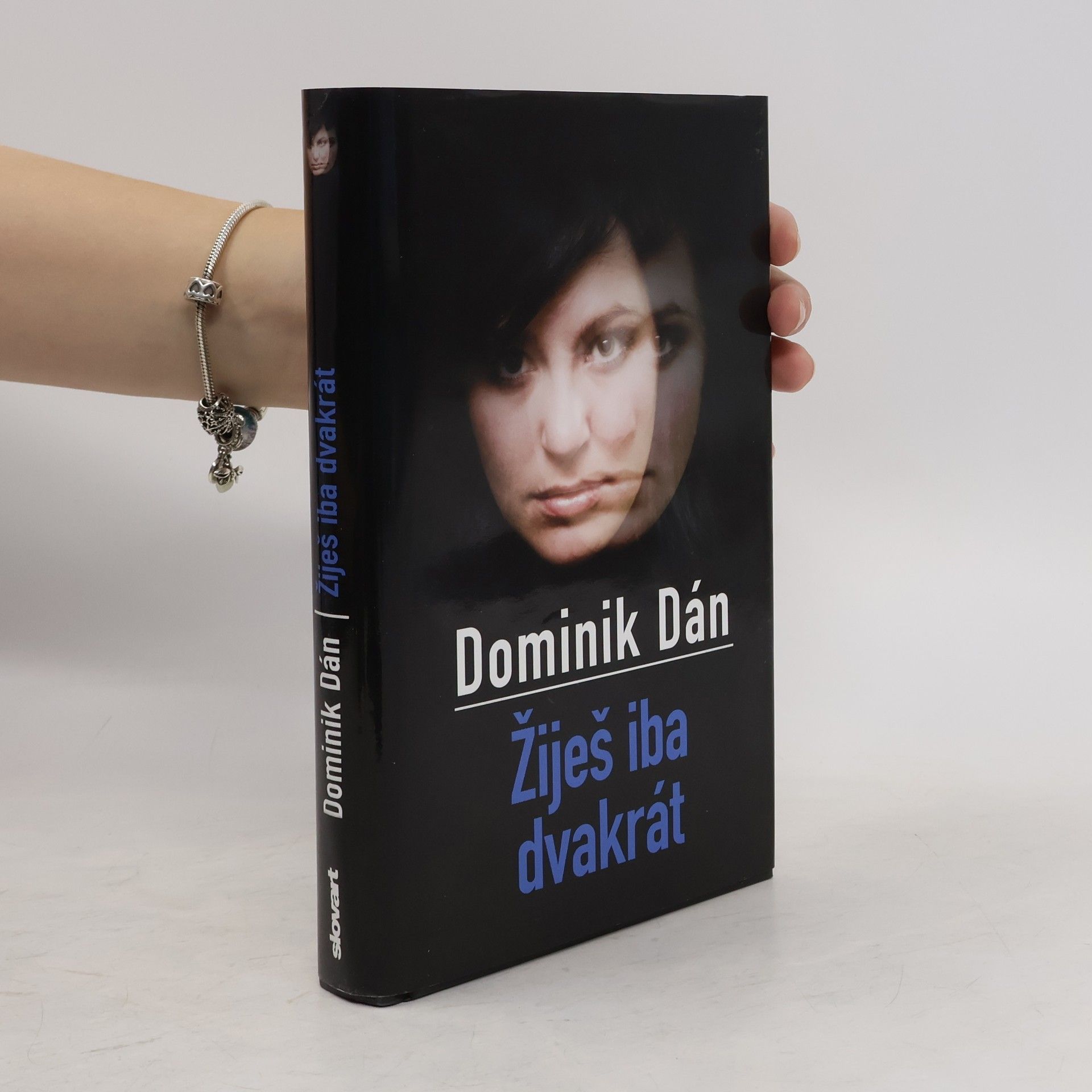 Dominik Dán Žiješ iba dvakrát
