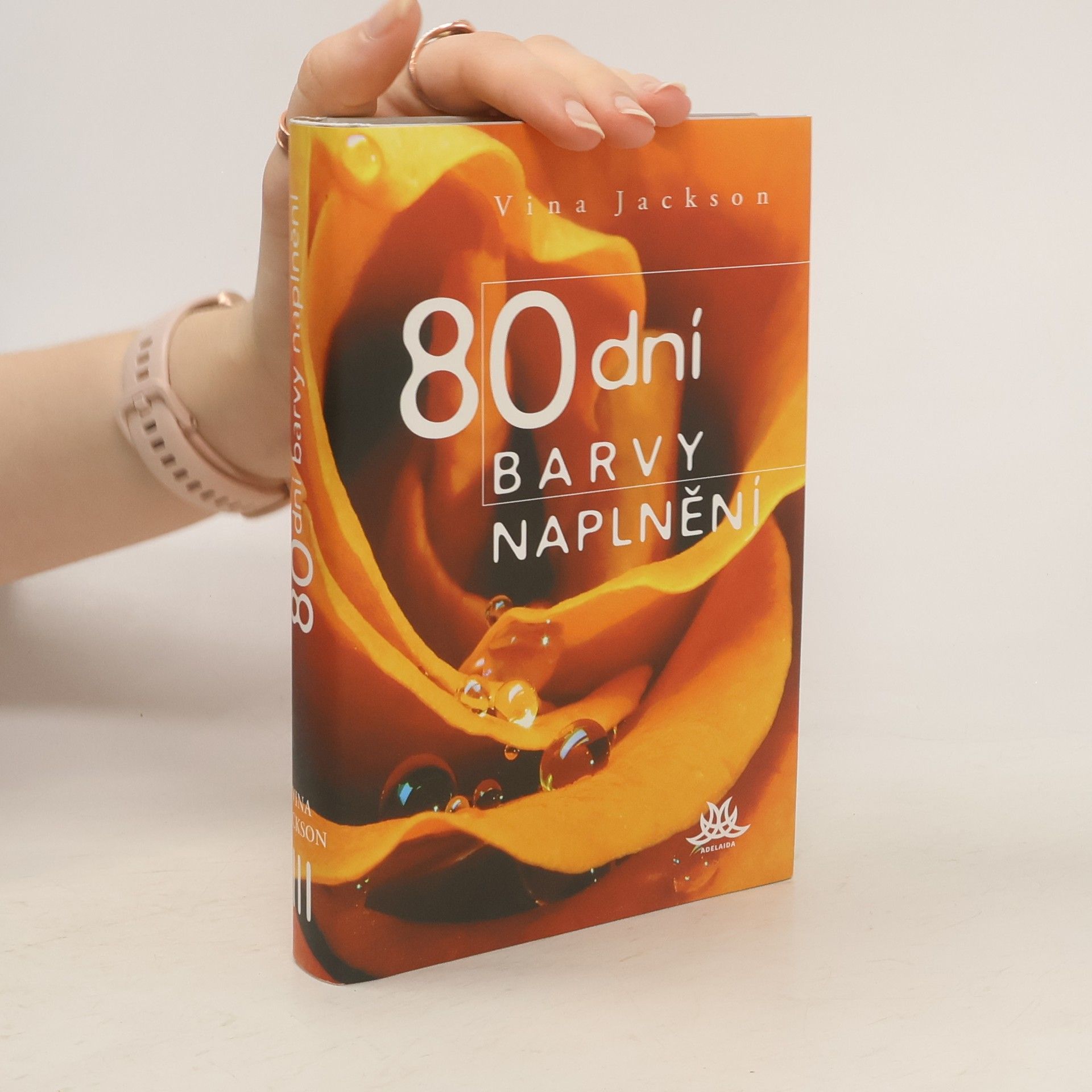 Vina Jackson 80 dní barvy naplnění