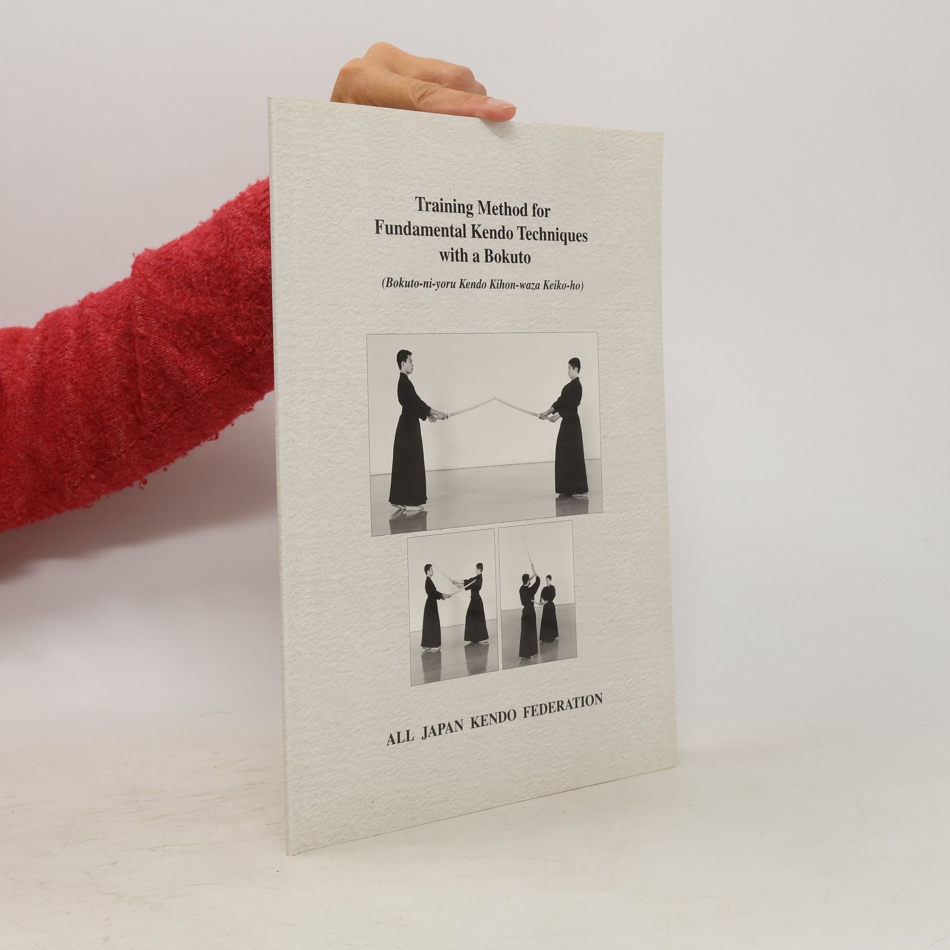 Collective Training Method for Fundamental Kendo Techniques with a Bokuto