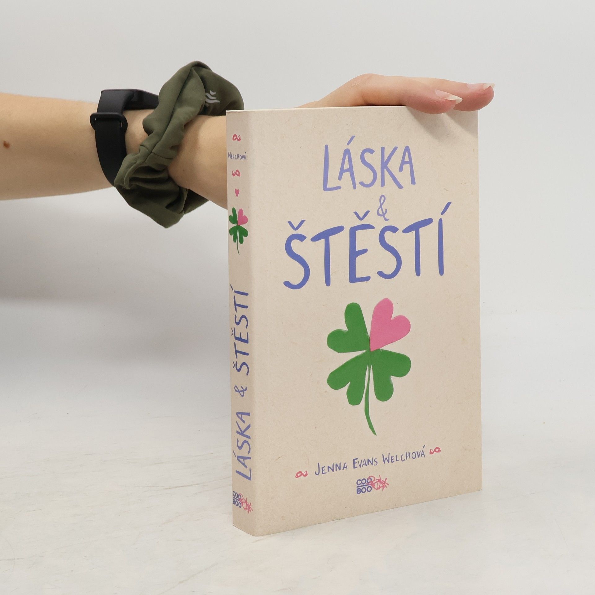 Jenna Evans Welch Láska & štěstí