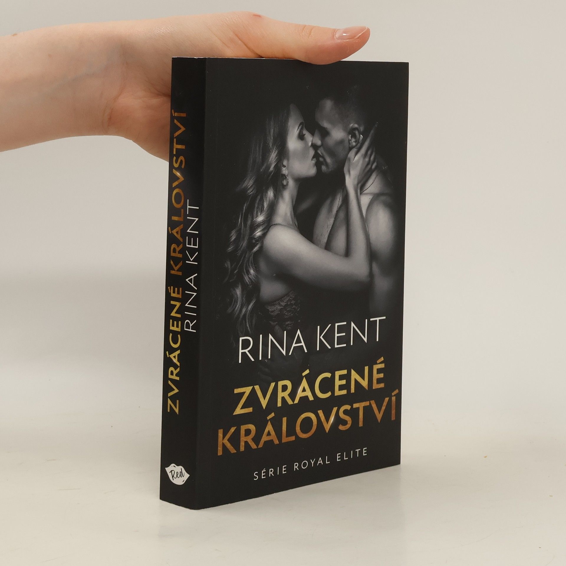 Rina Kent Zvrácené království