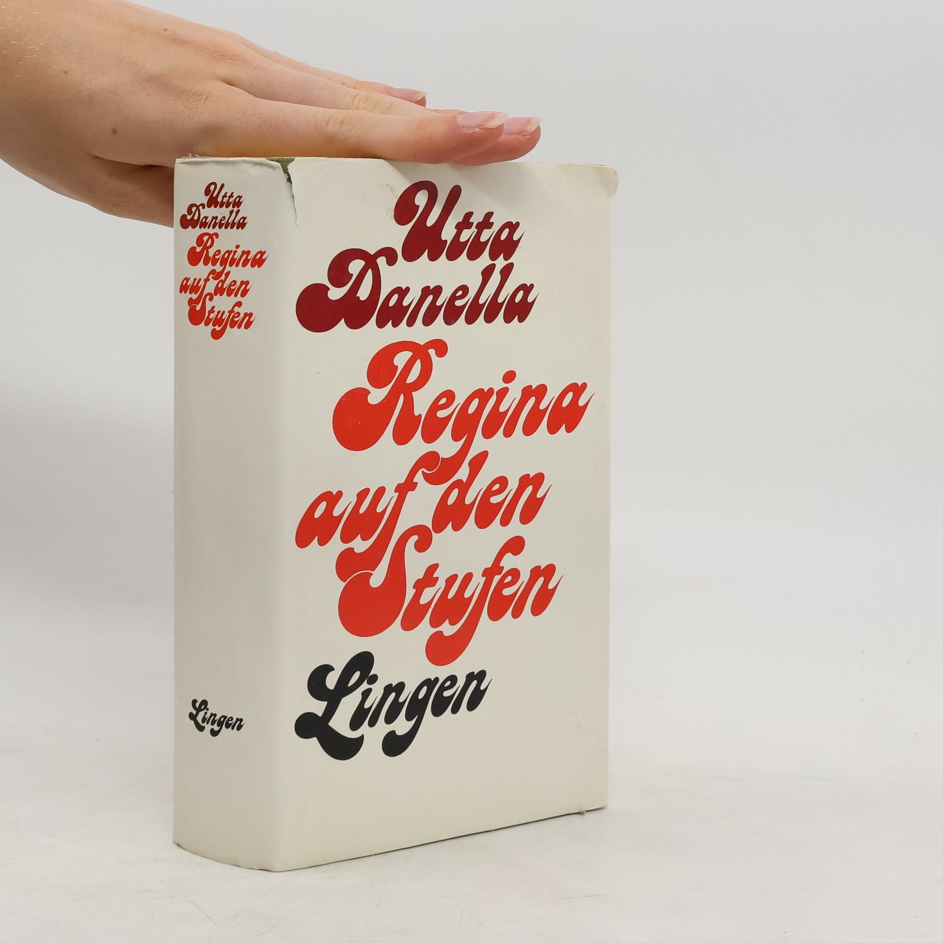 Utta Danella Regina auf den Stufen