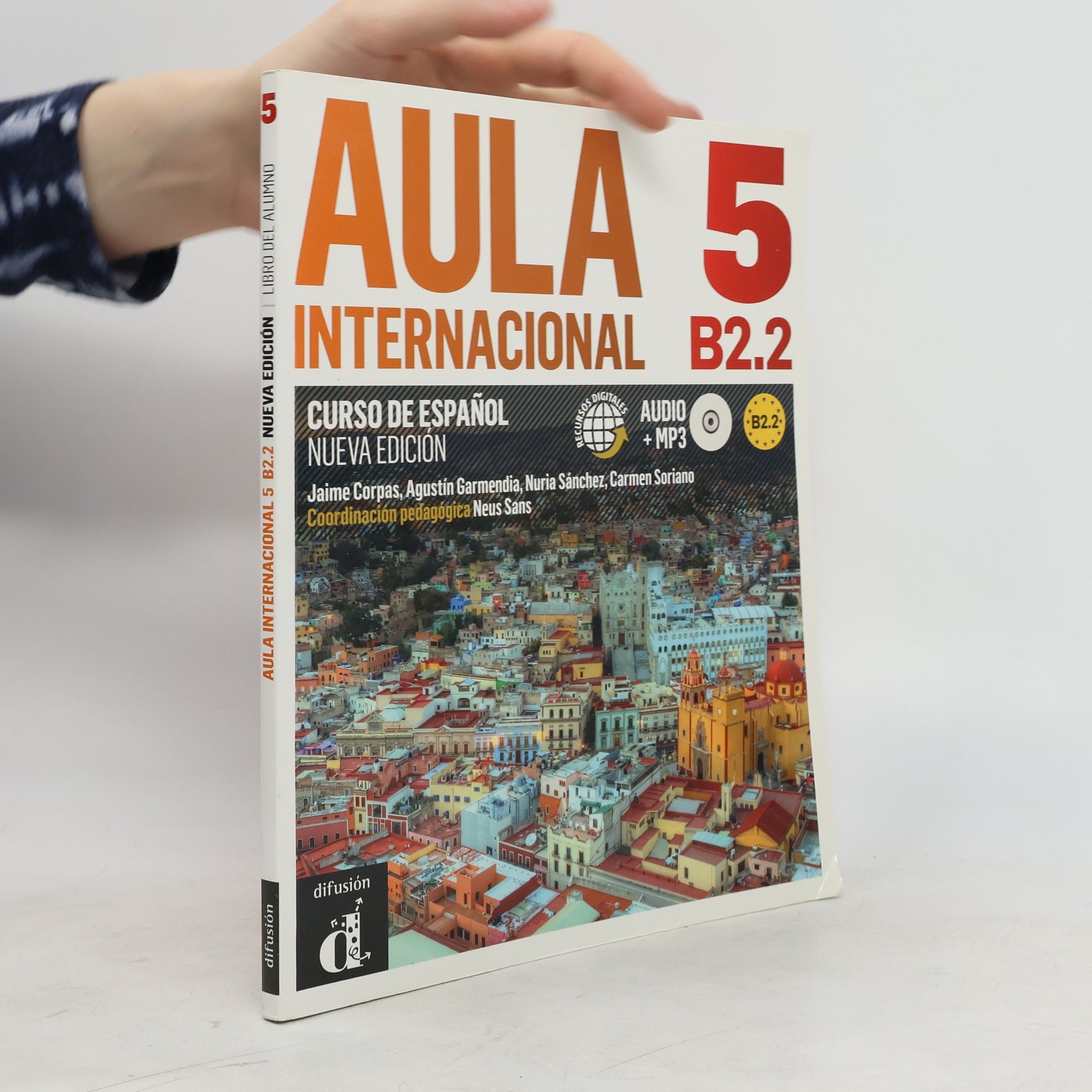 Collectif d'auteurs Aula Internacional 5 B2.2 Libro del alumno