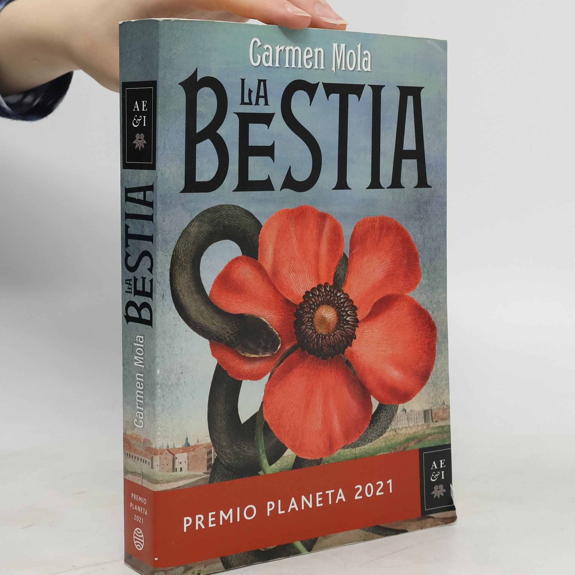 Carmen Mola La Bestia. Premio Planeta 2021