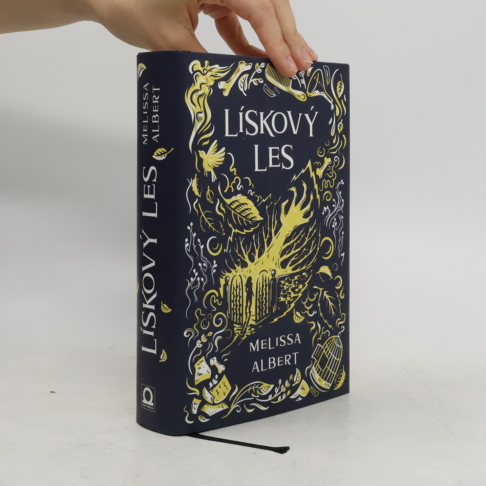 Melissa Albert Lískový les