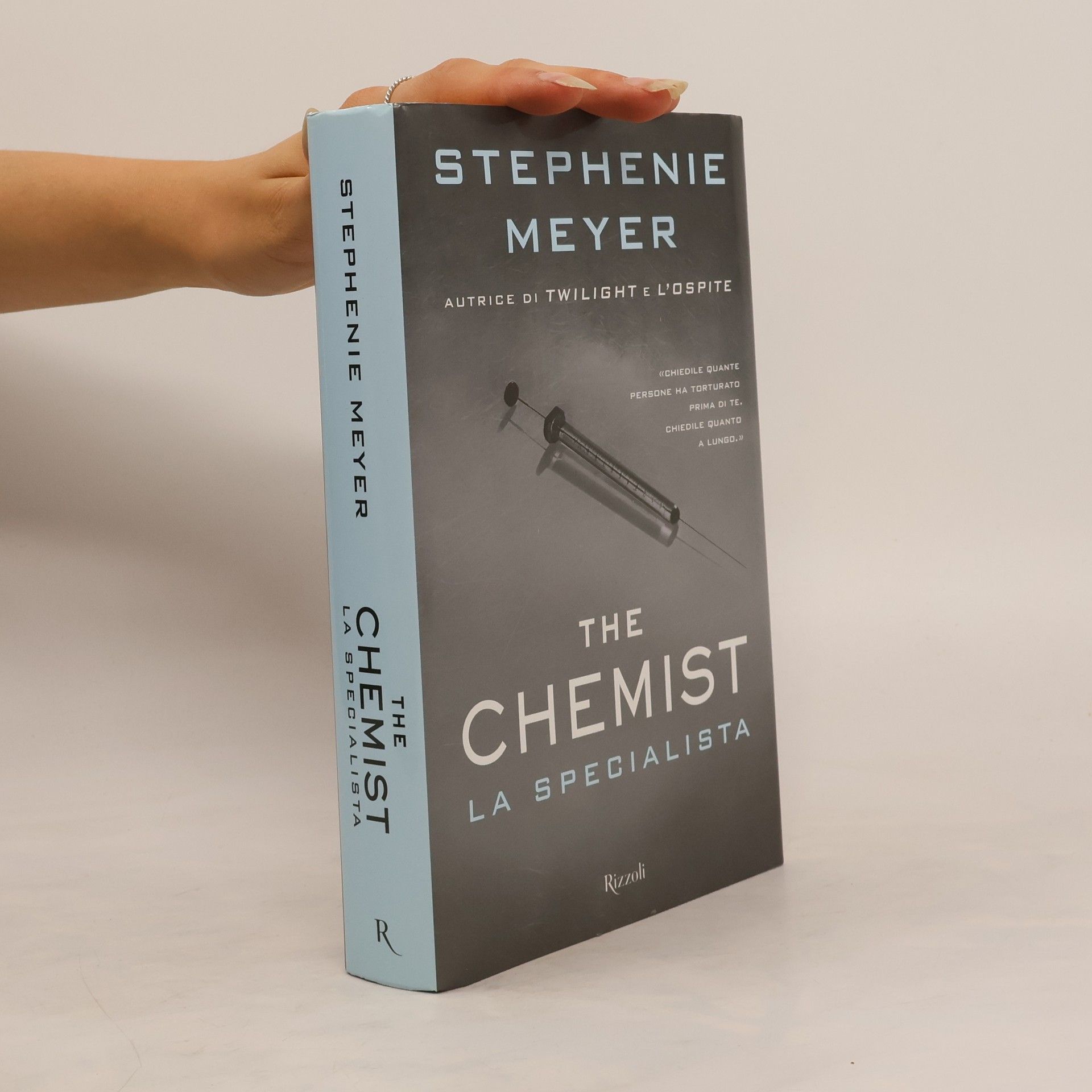 Stephenie Meyerová The Chemist. La specialista