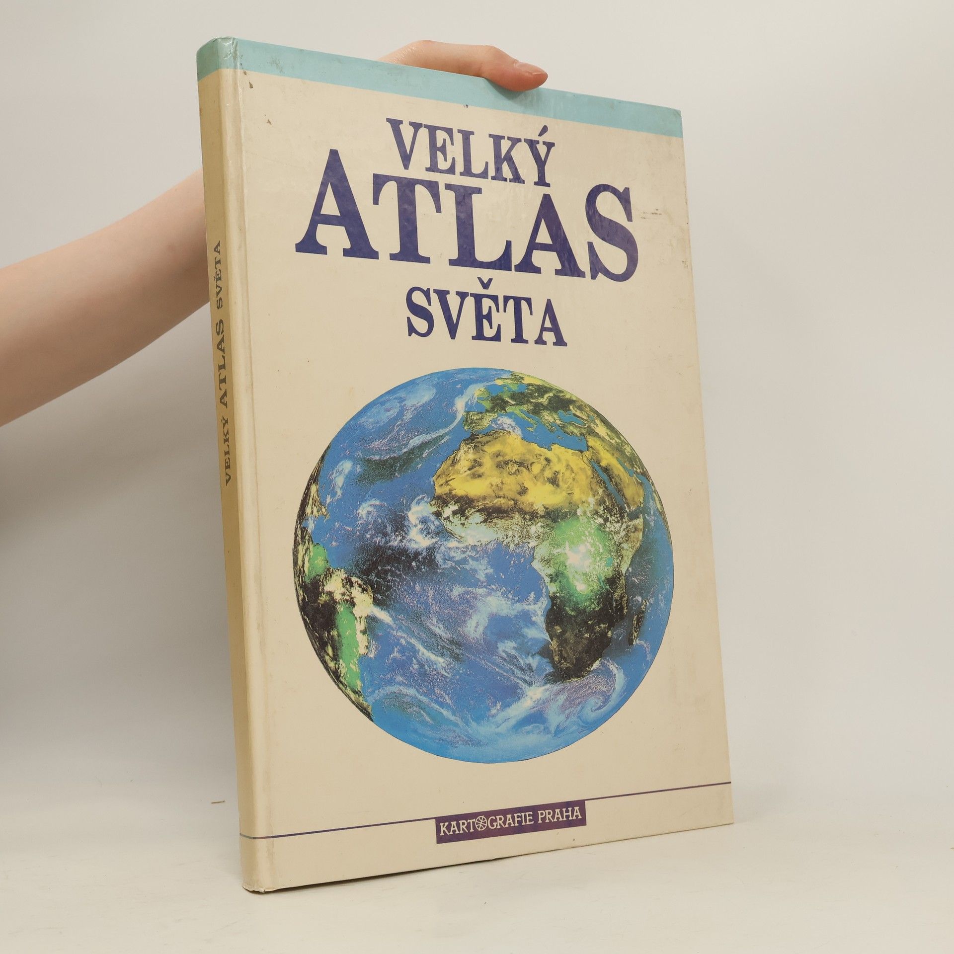 AA.VV. Velký atlas světa