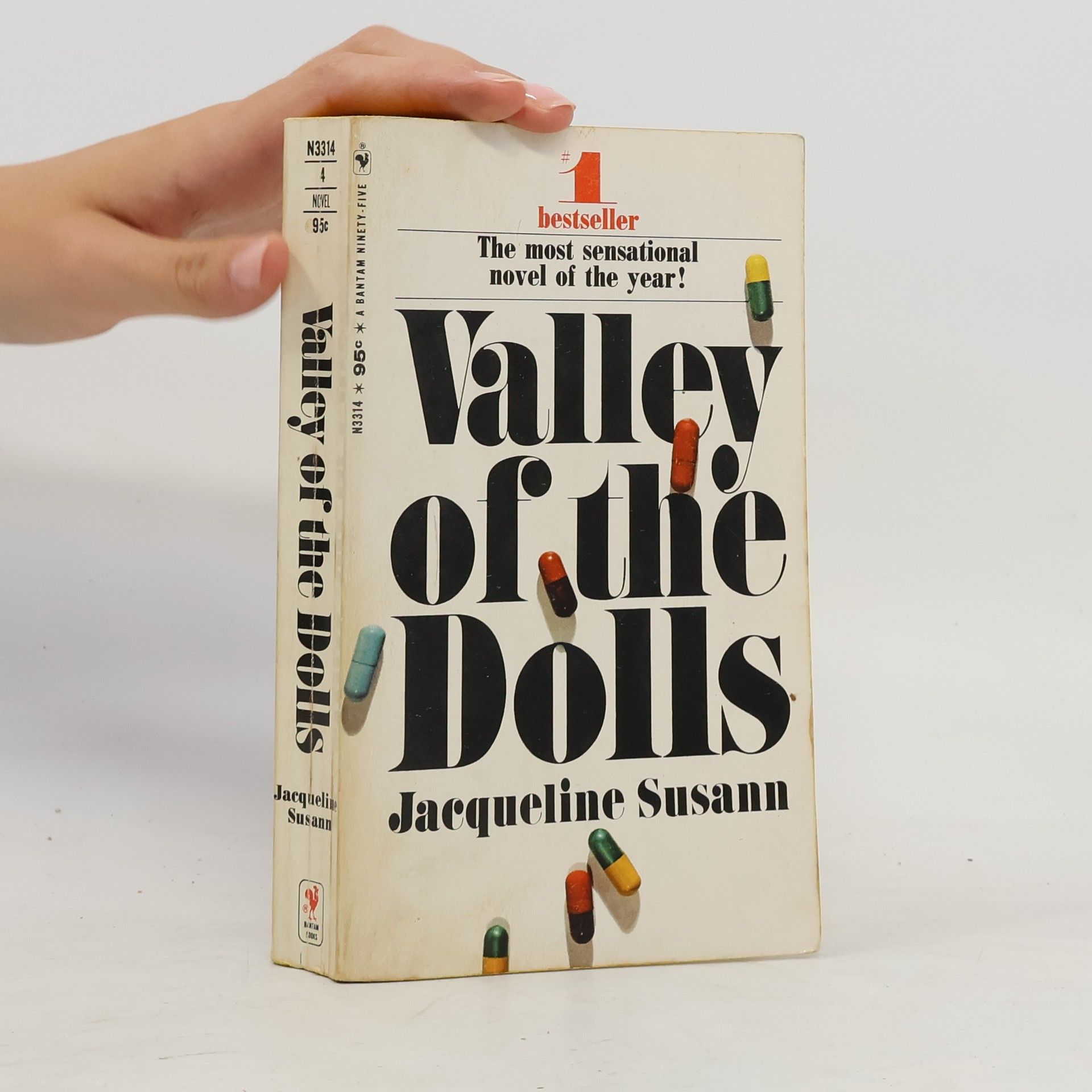Jacqueline Susann Valley of the Dolls