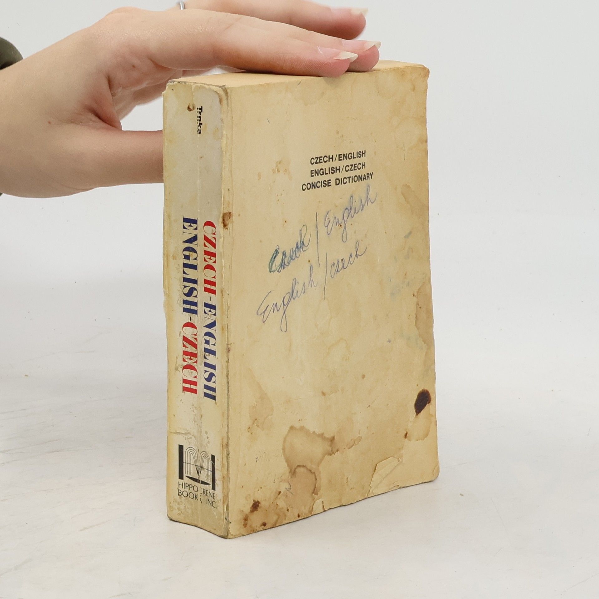 Nina Trnka Czech-English, English-Czech Concise Dictionary