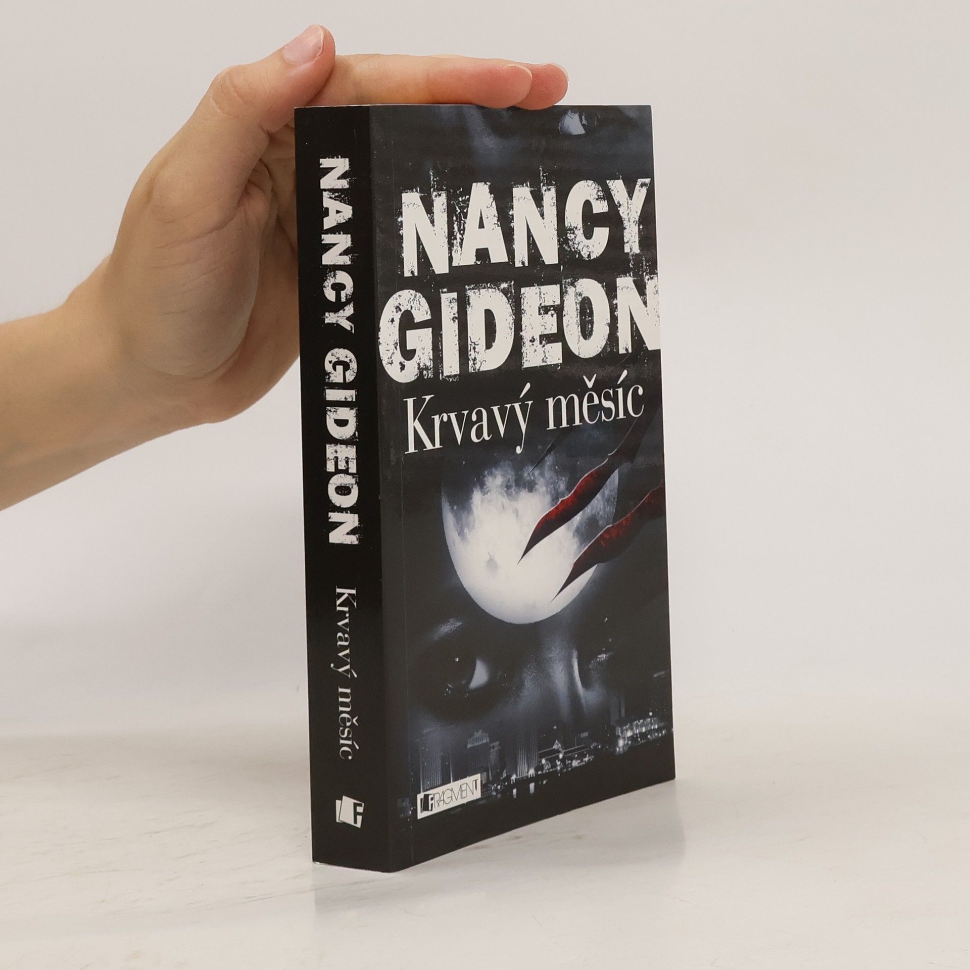 Nancy Gideon Krvavý měsíc