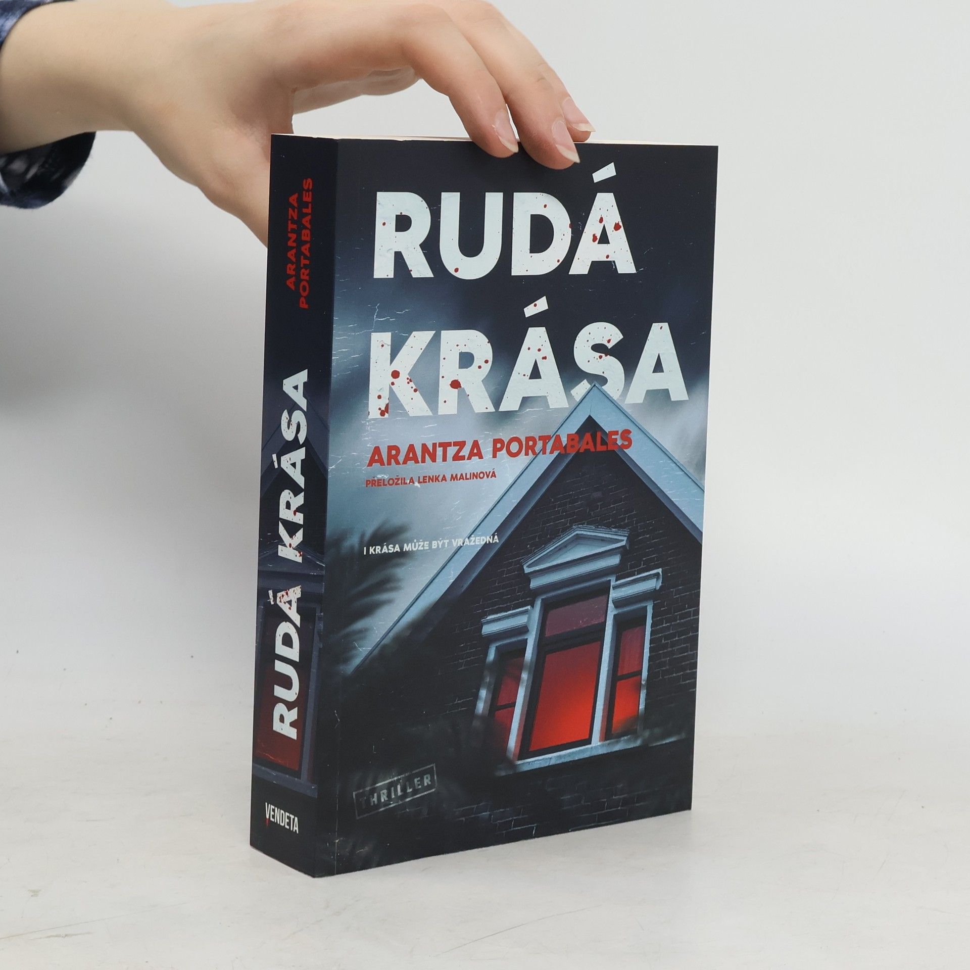 Arantza Portabales Rudá krása