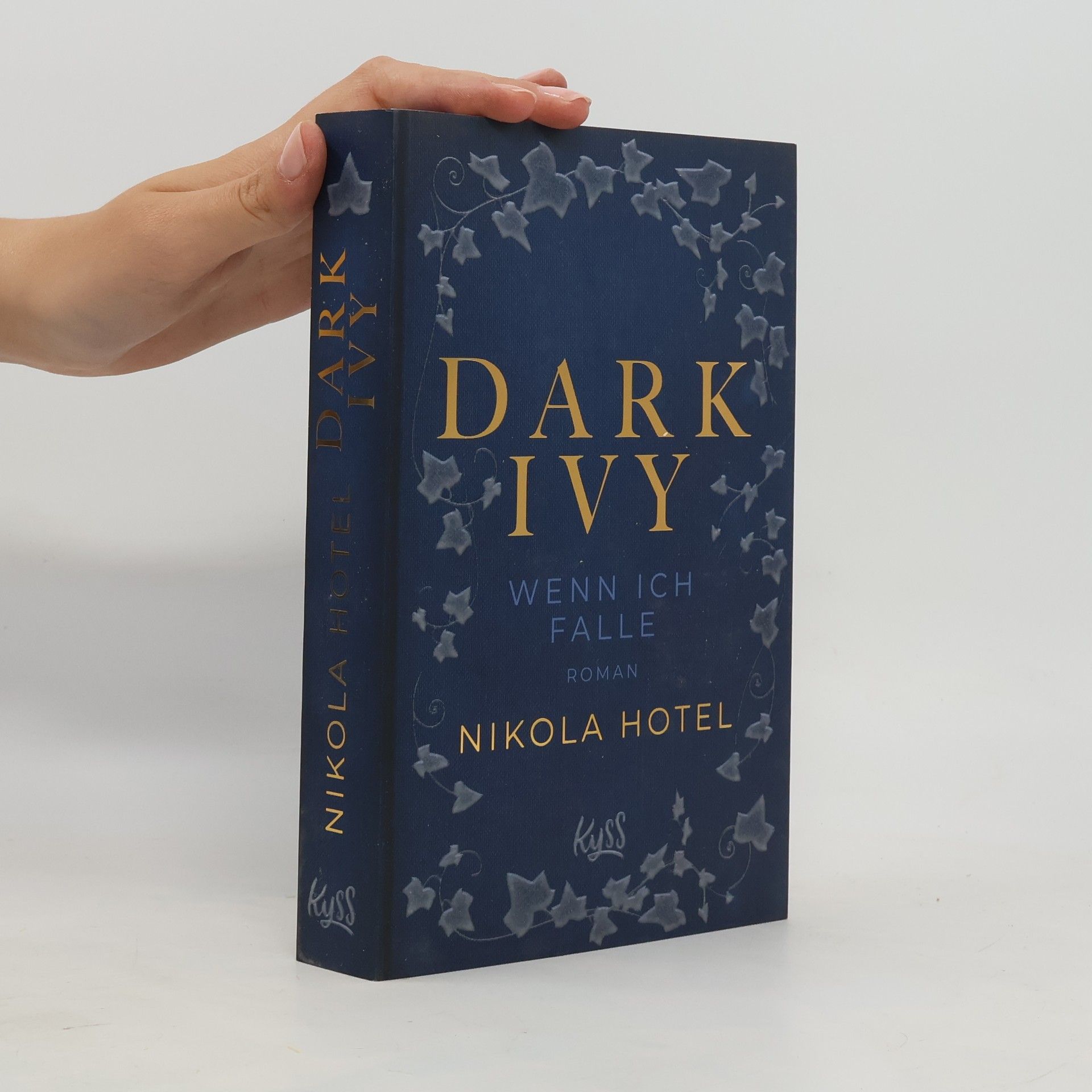 Nikola Hotel Dark Ivy - Wenn ich falle