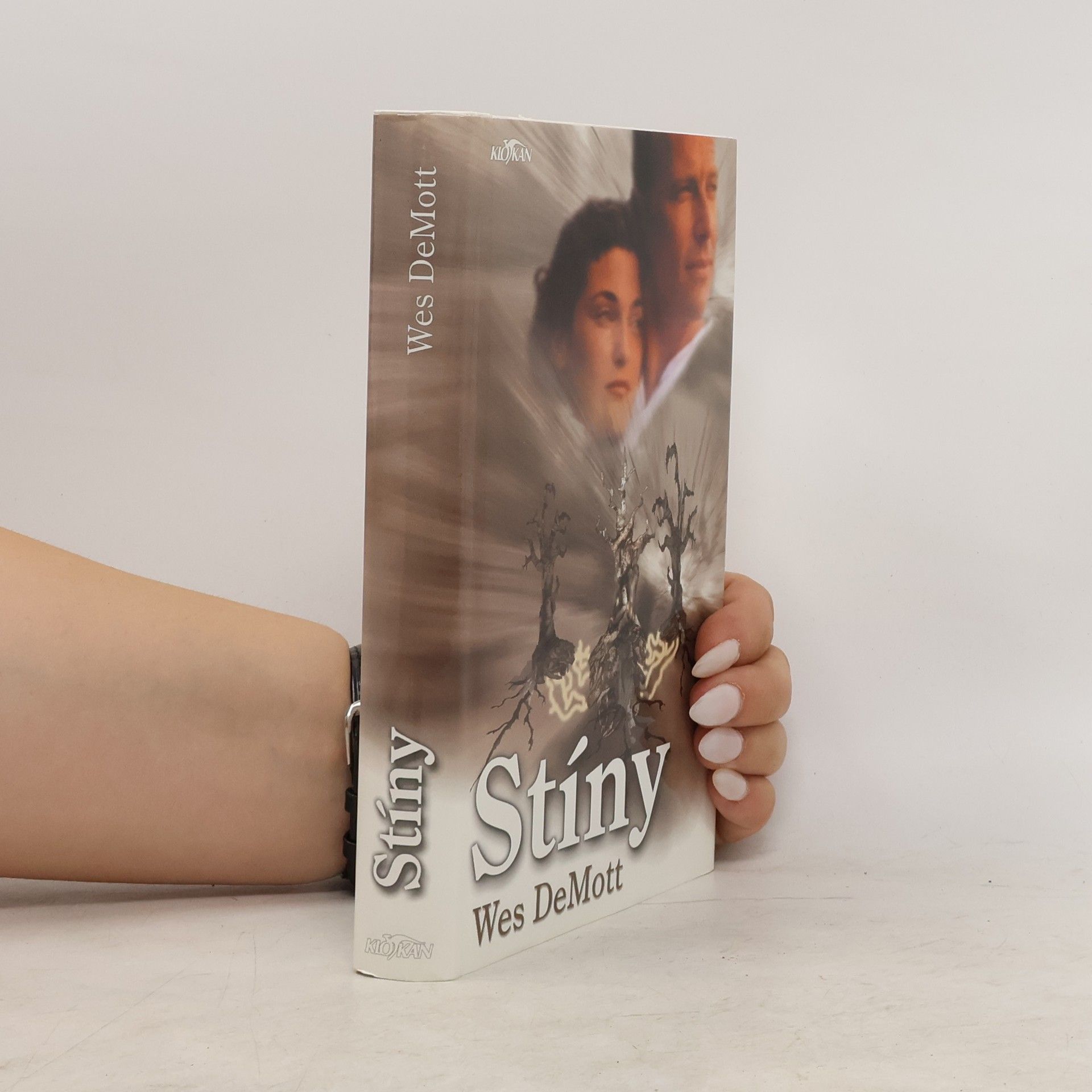 Wes DeMott Stíny