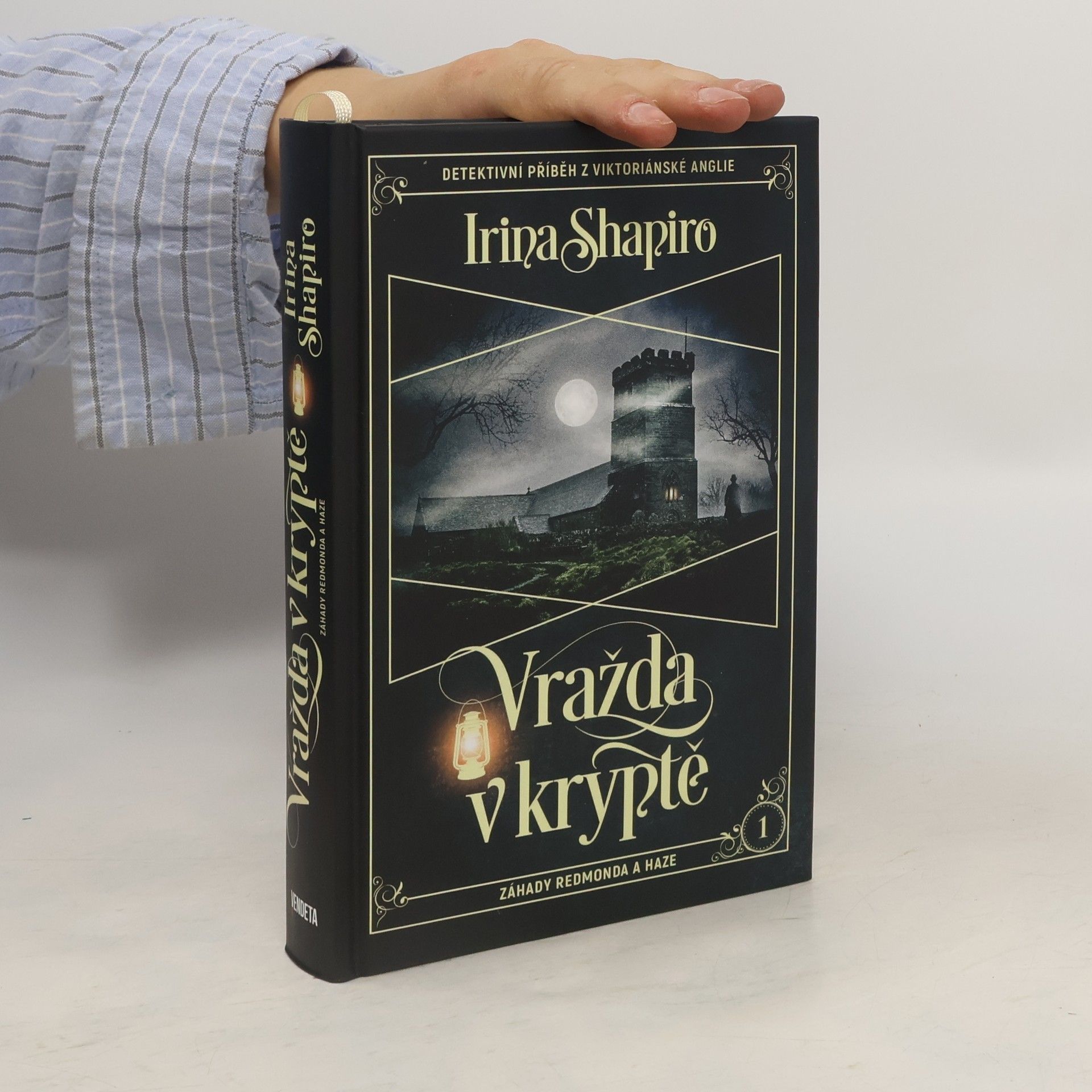 Irina Shapiro Vražda v kryptě : záhady Redmonda a Haze