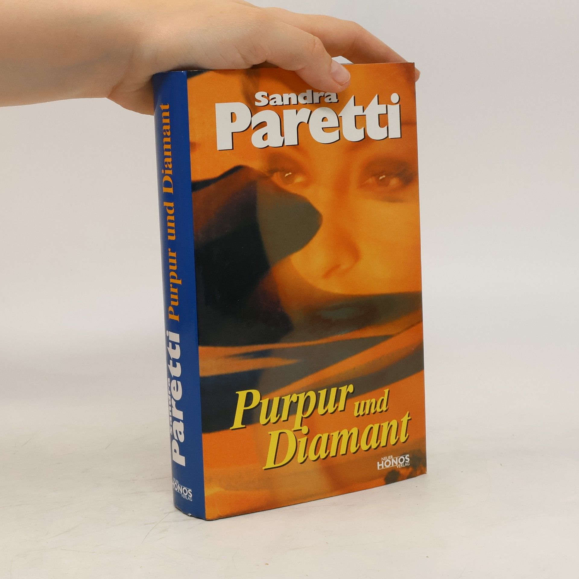 Sandra Paretti Purpur und Diamant