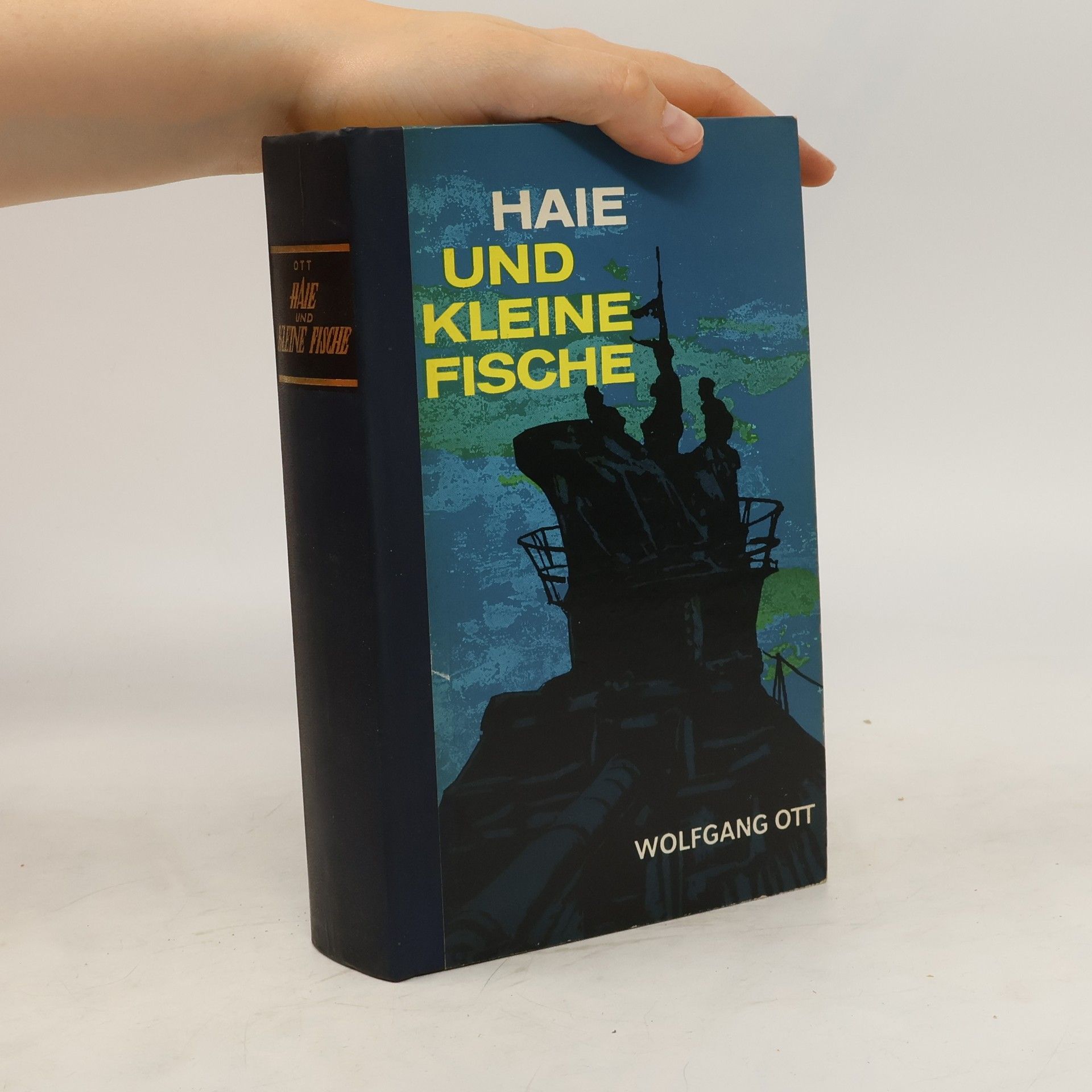 Wolfgang Ott Haie und kleine Fische