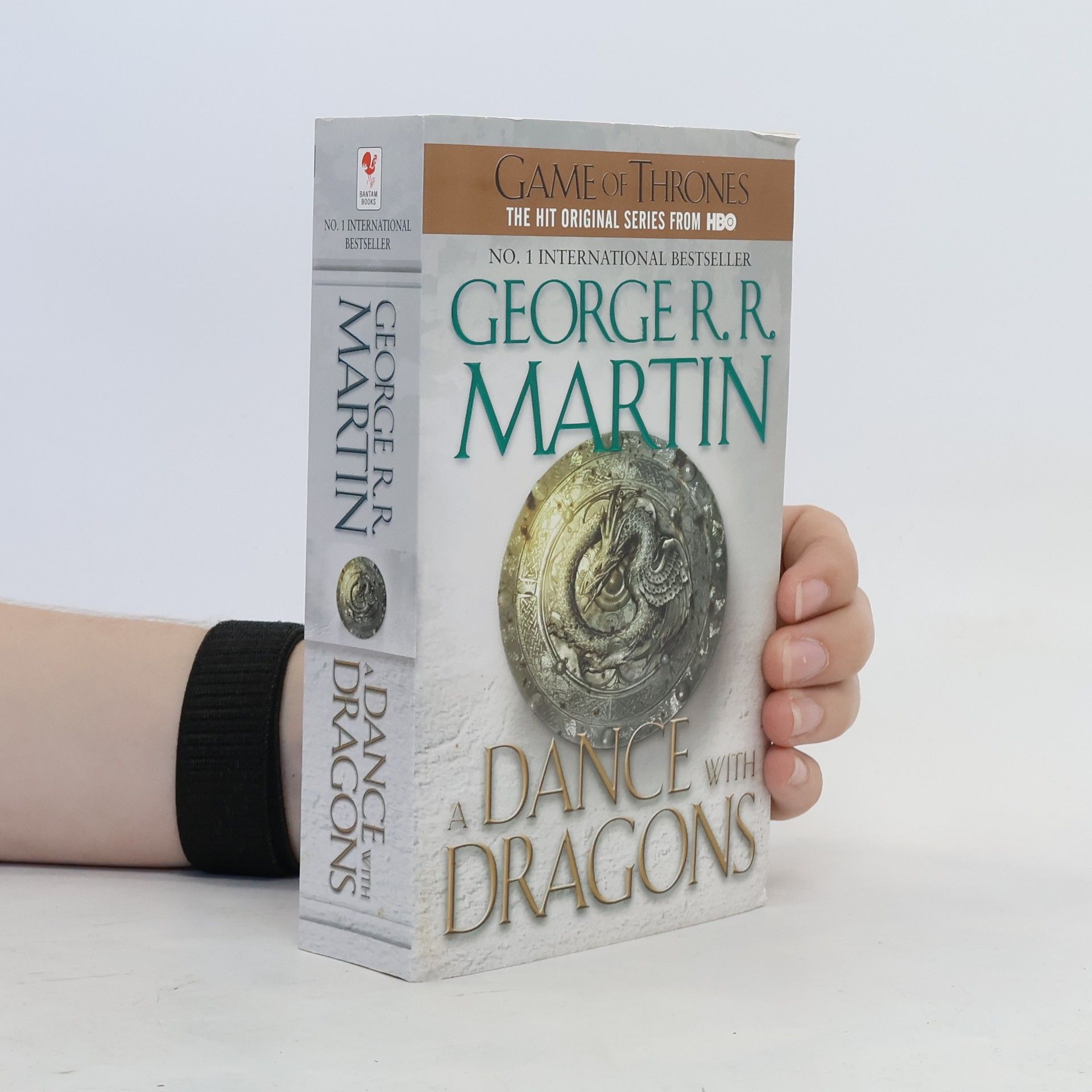 George R. R. Martin A dance with dragons: Book five of A song of ice and fire