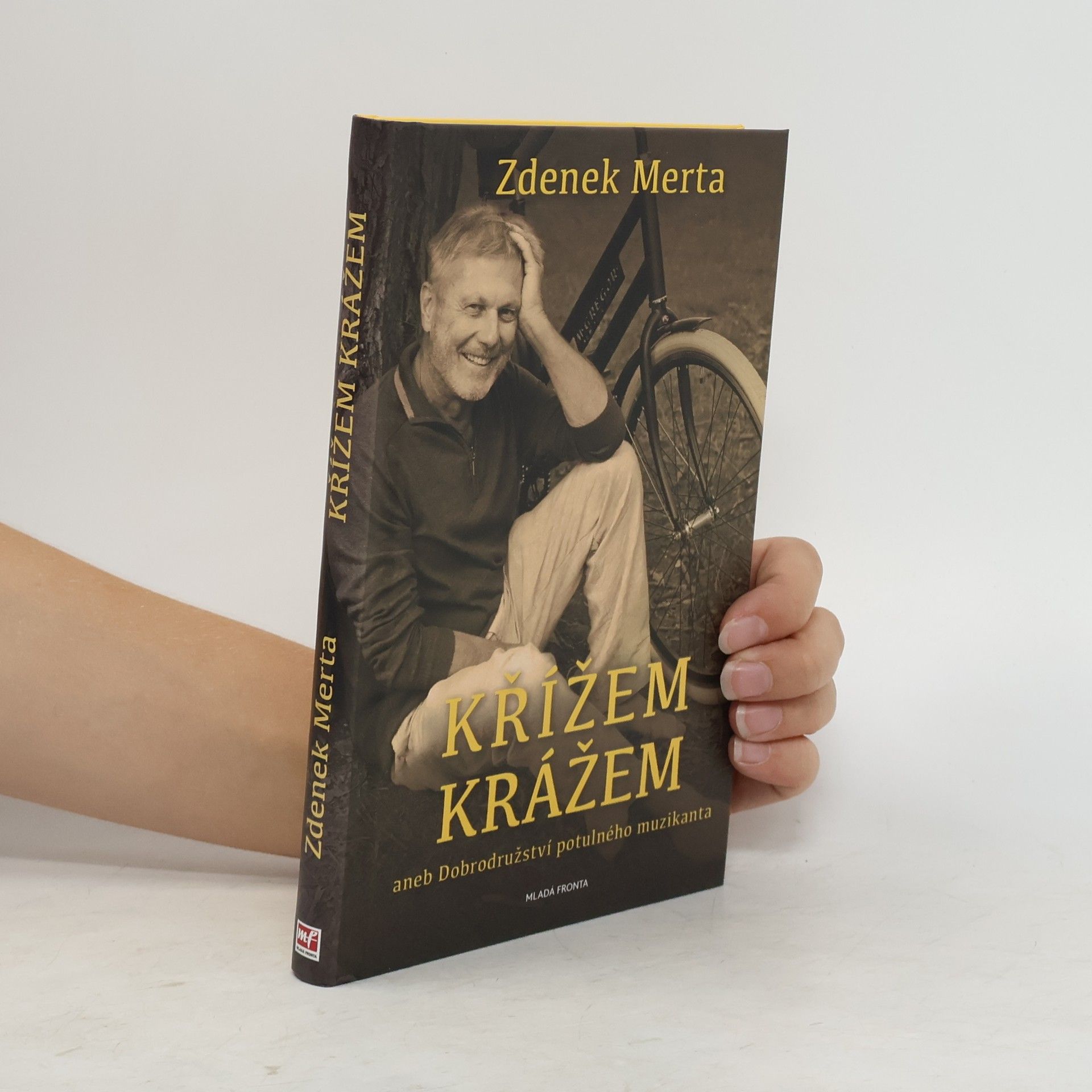 Zdenek Merta Křížem krážem aneb Dobrodružství potulného muzikanta
