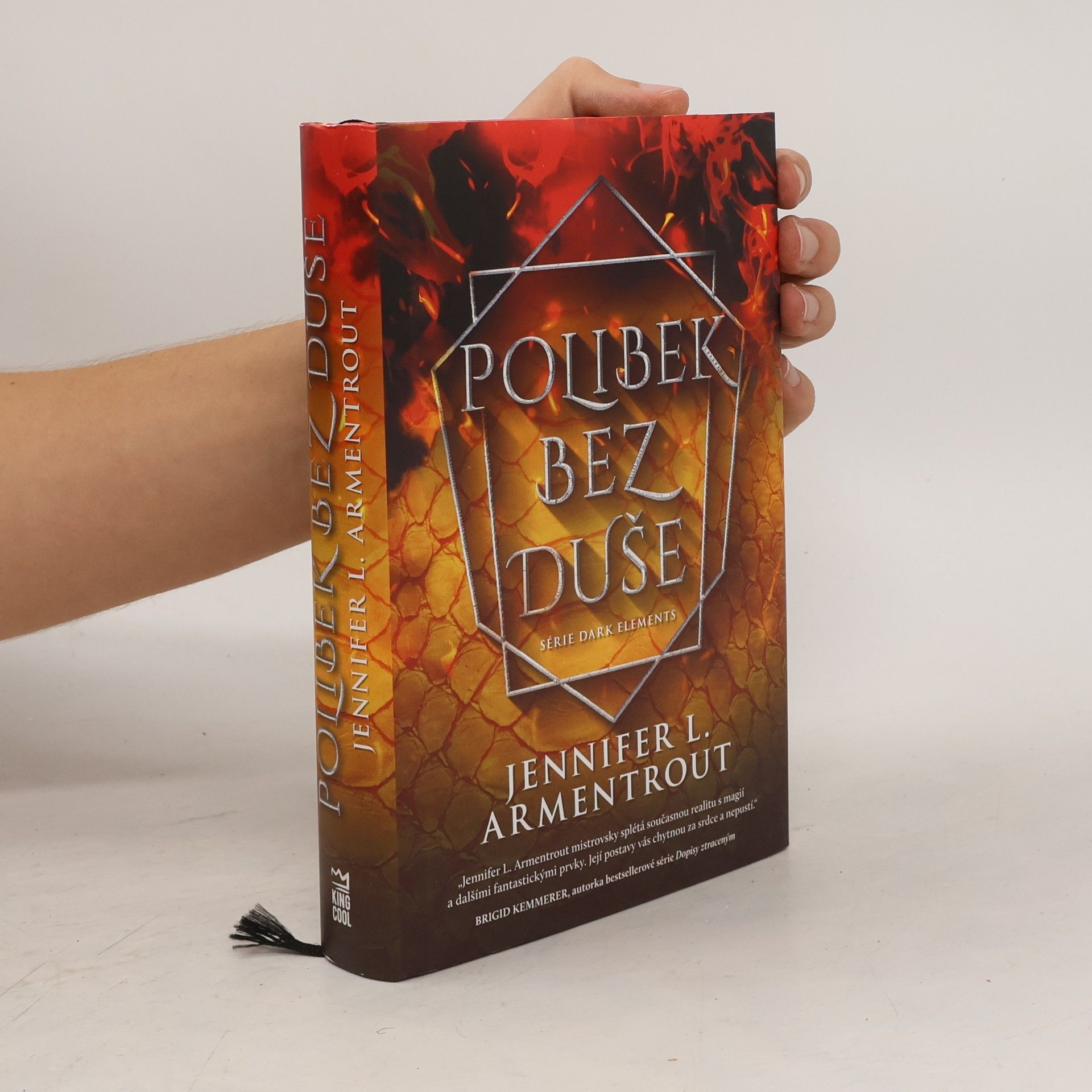 Jennifer Armentrout Polibek bez duše