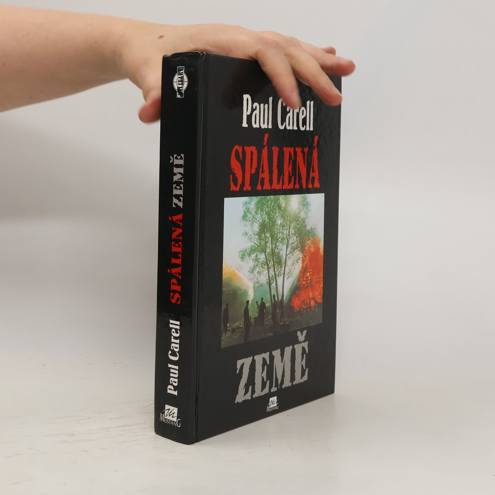 Paul Carell Spálená země