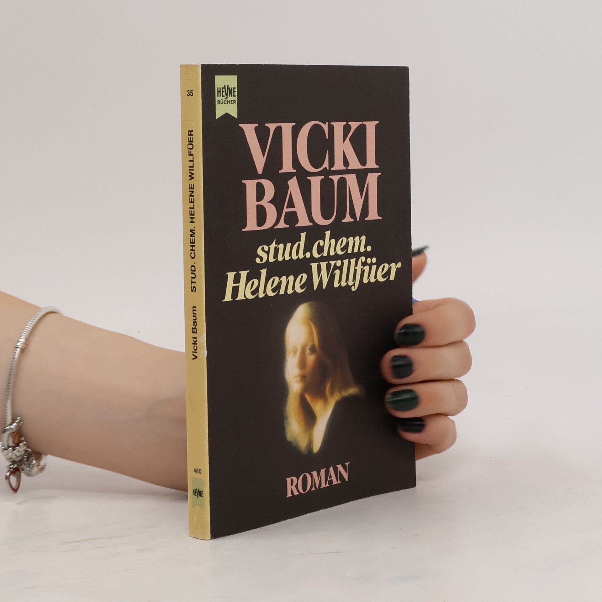 Vicki Baum Stud. Chem. Helene Willfüer.