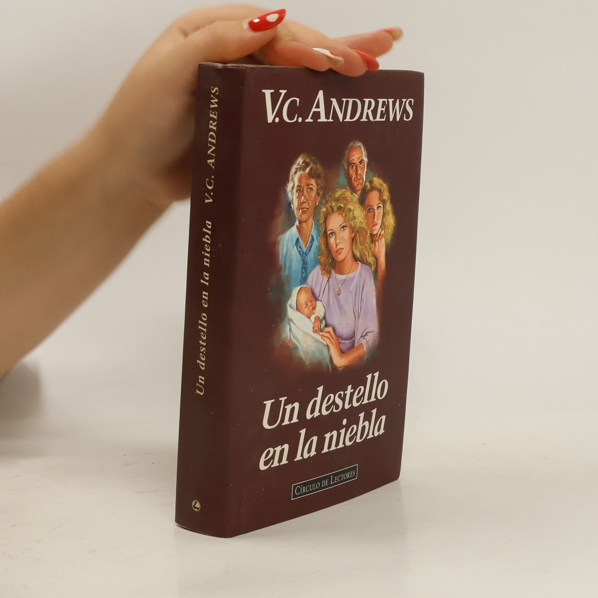 Virginia Cleo Andrews Un destello en la niebla