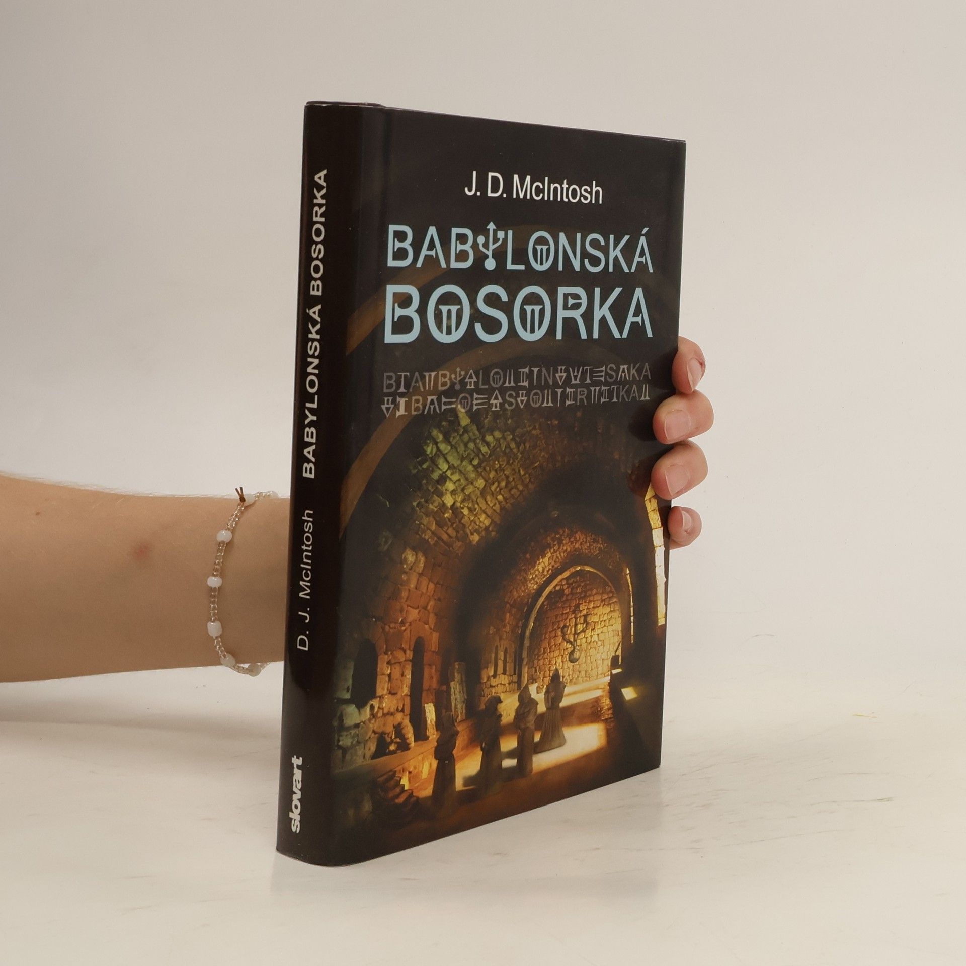 D. J. McIntosh Babylonská bosorka