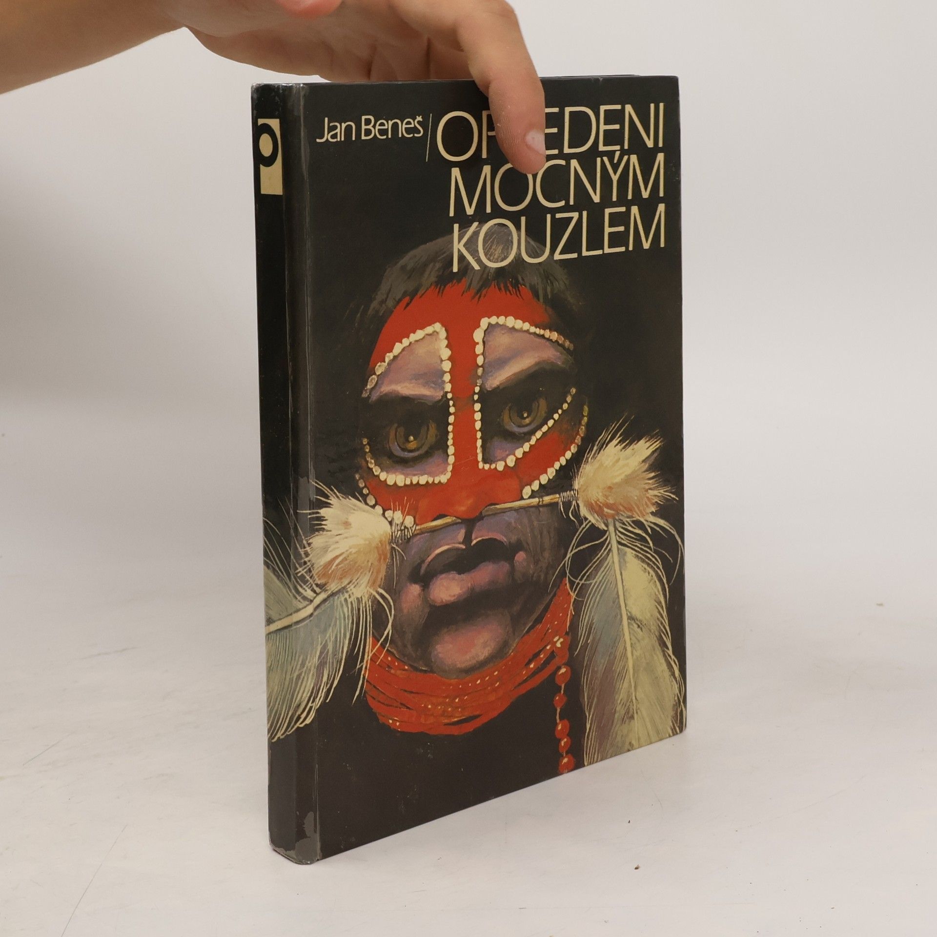 Jan Beneš Opředeni mocným kouzlem