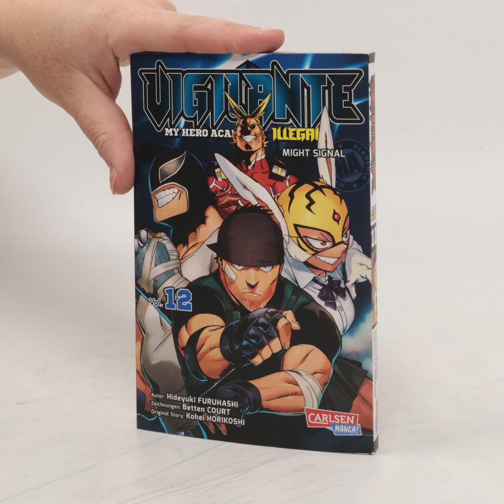 Court Betten Vigilante - My Hero Academia Illegals 12