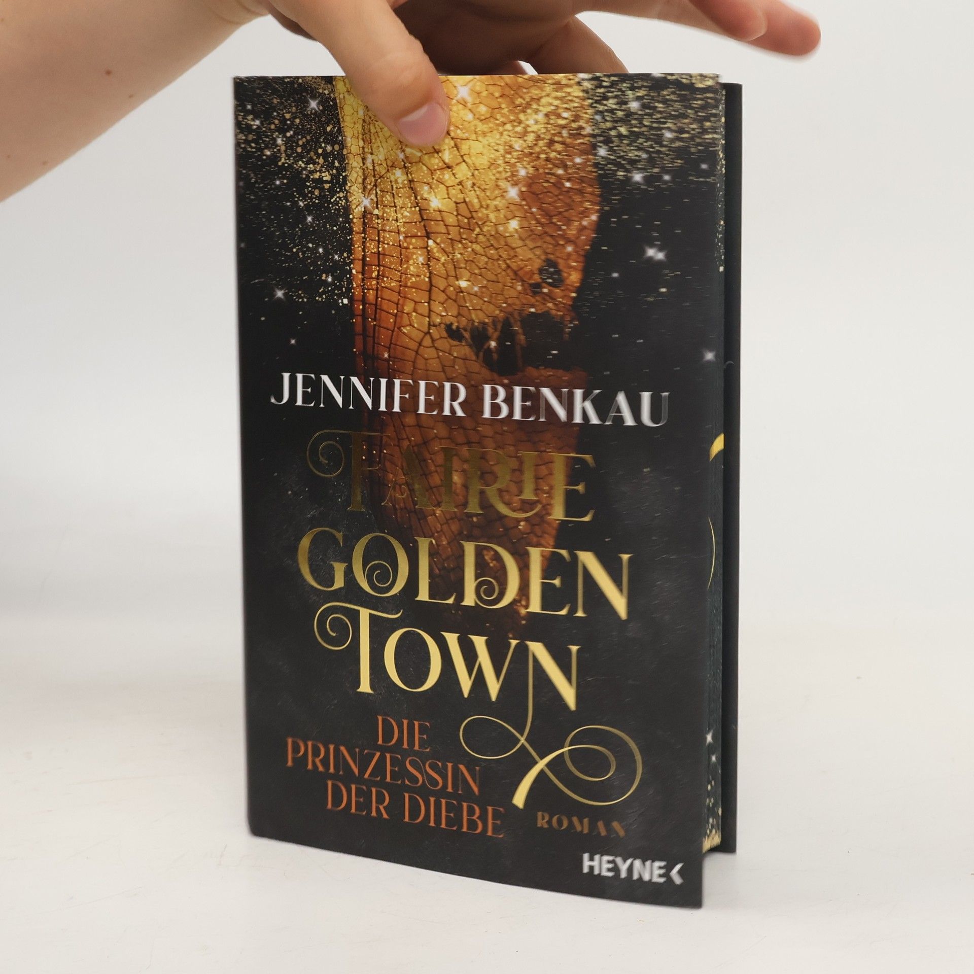 Jennifer Benkau Die Prinzessin der Diebe / Fairiegolden Town Bd.1