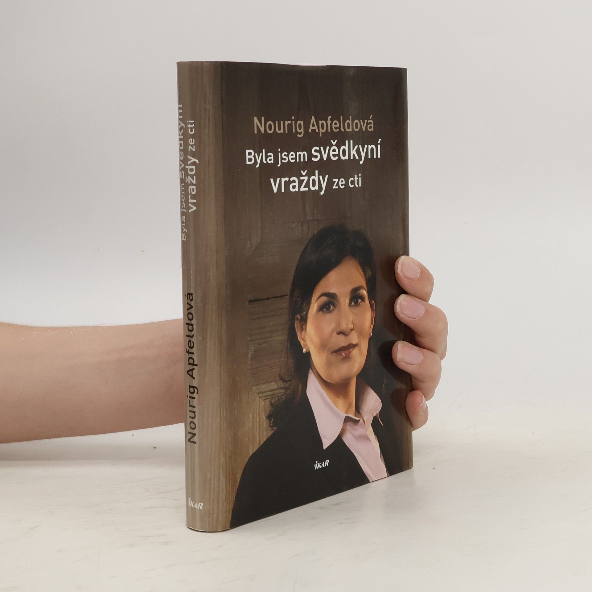 Nourig Apfeld Byla jsem svědkyní vraždy ze cti