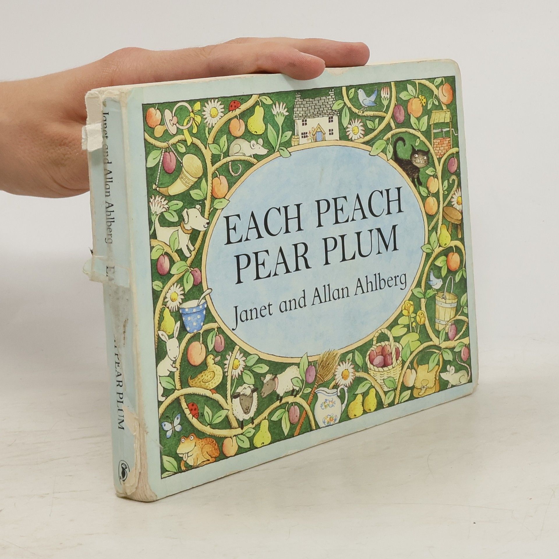 Janet Ahlberg Each Peach Pear Plum