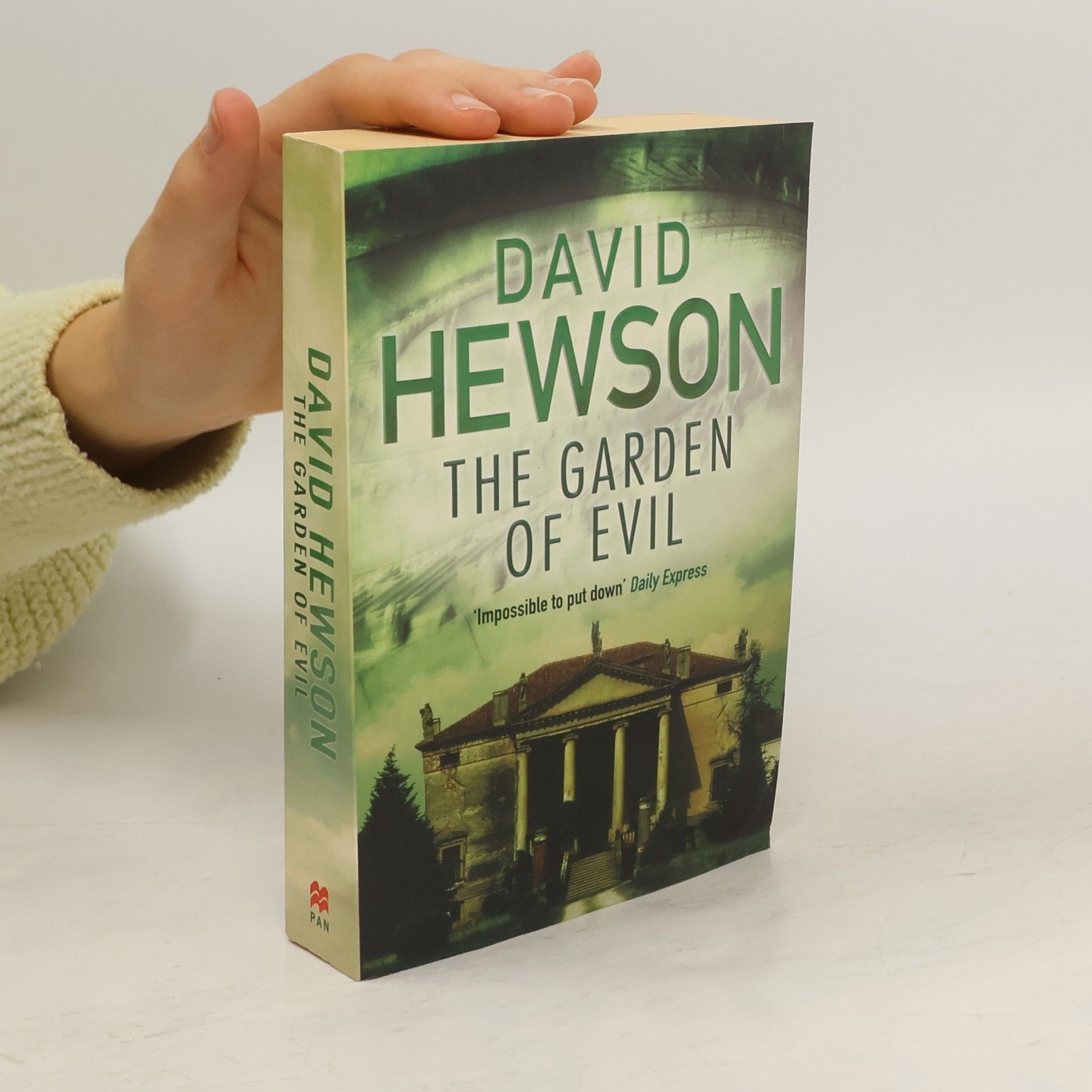 David Hewson The Garden of Evil