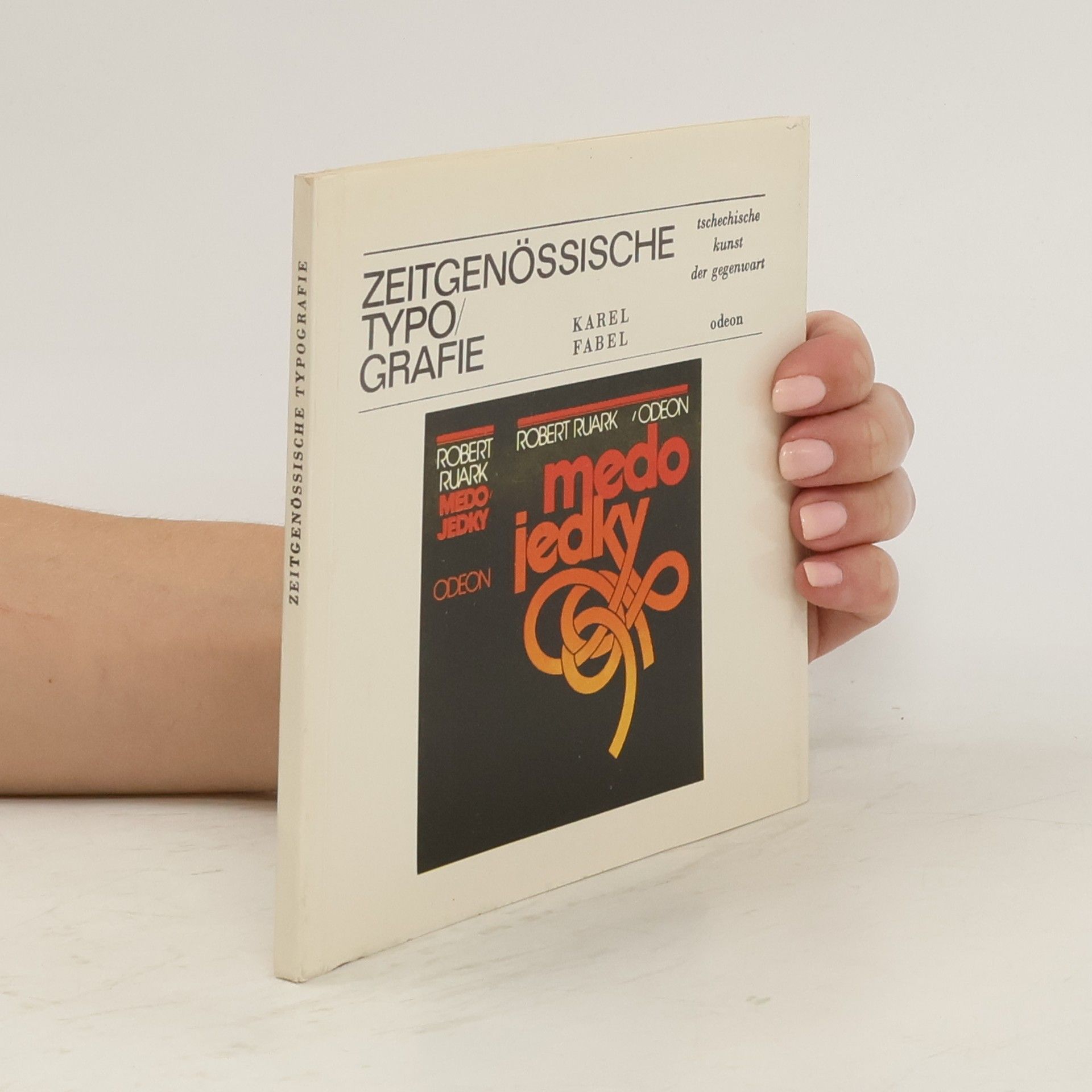 Karel Fabel Zeitgenössische/Typografie