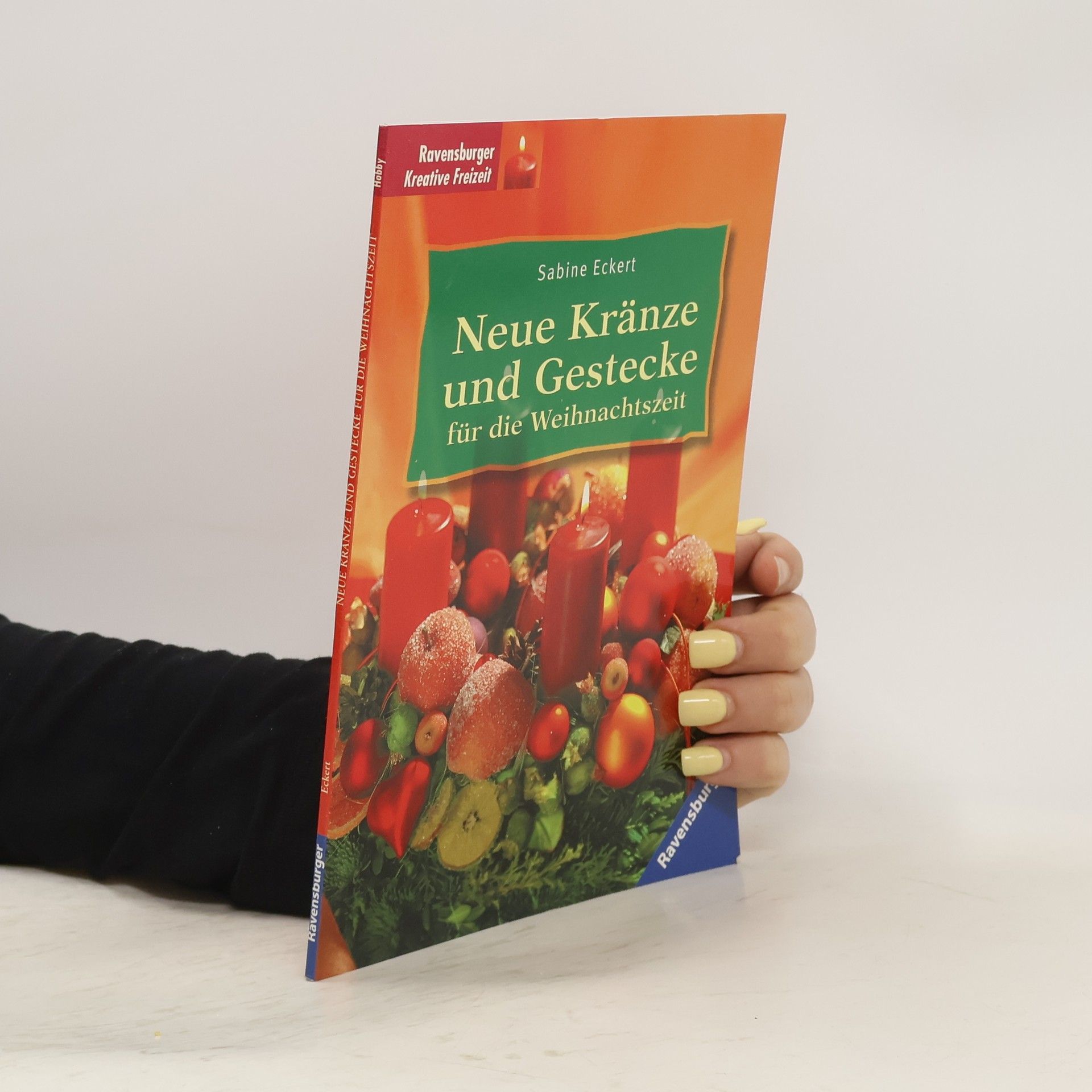 Sabine Eckert Neue Kränze und Gestecke für die Weihnachtszeit