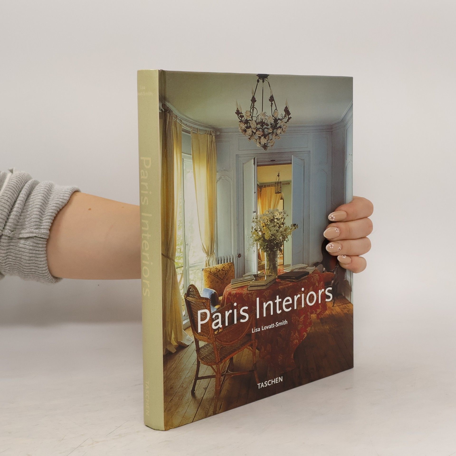 Lisa Lovatt-Smith Paris interiors