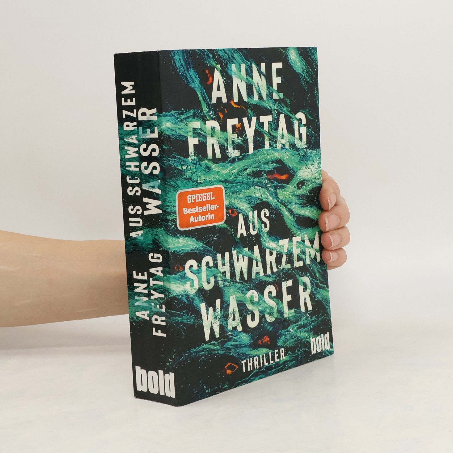 Anne Freytag Aus schwarzem Wasser
